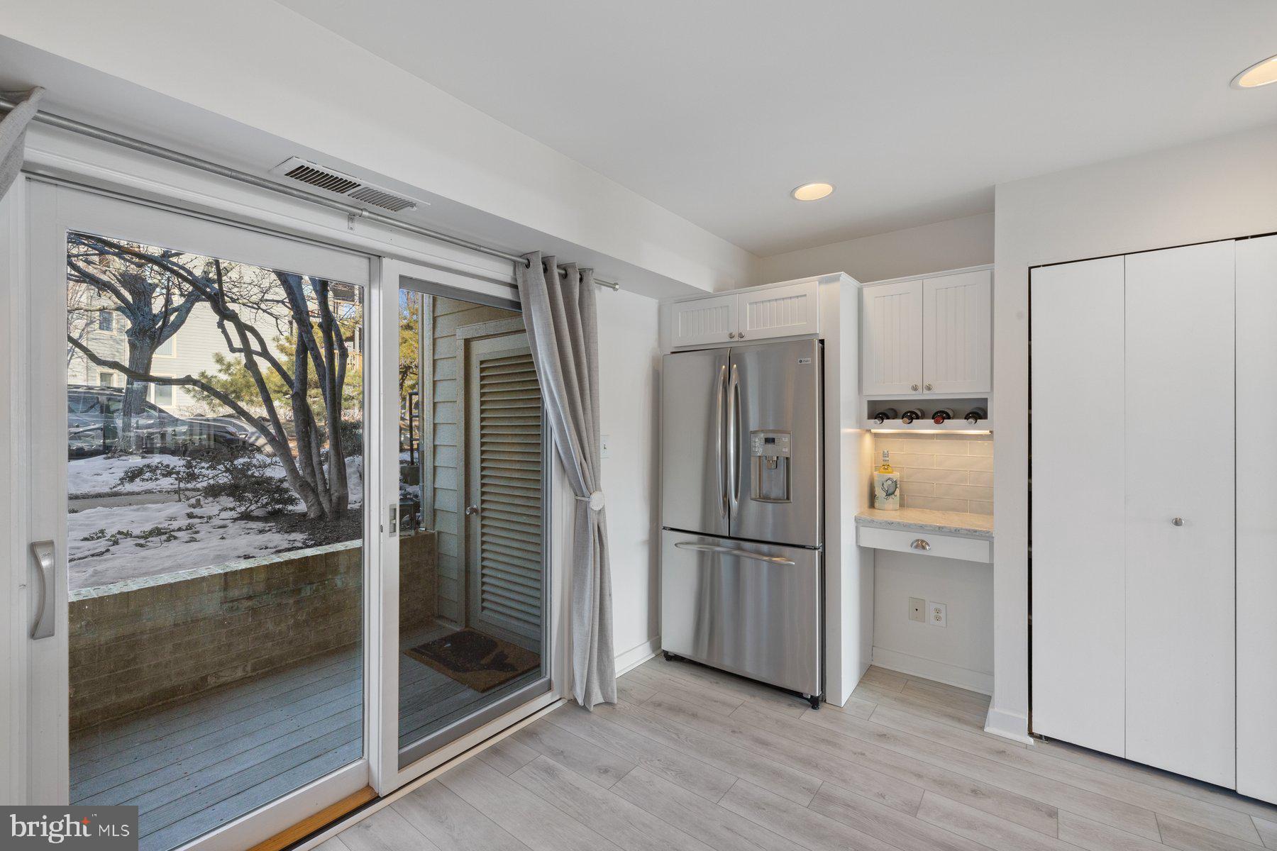 CHESAPEAKE HARBOUR - Residential