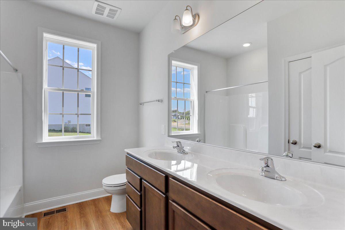 AMBERFIELD - Residential