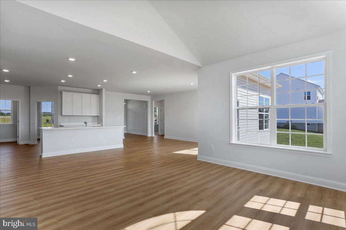 AMBERFIELD - Residential