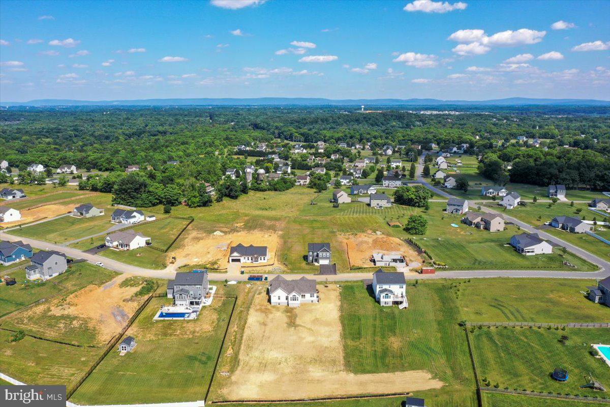 AMBERFIELD - Residential