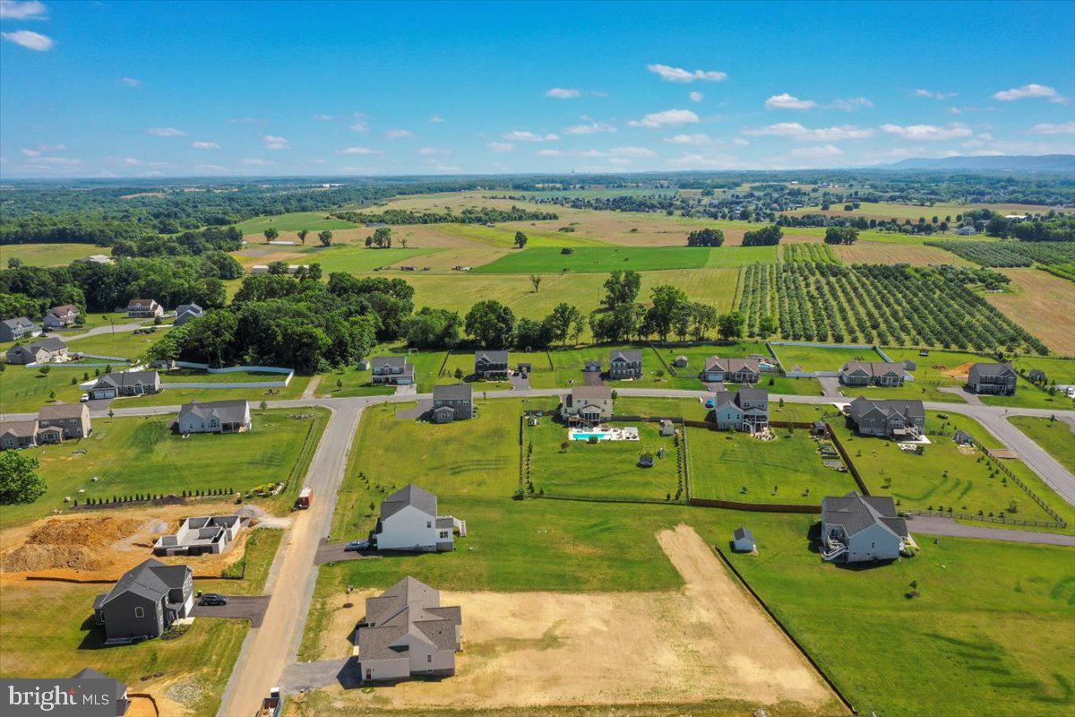 AMBERFIELD - Residential