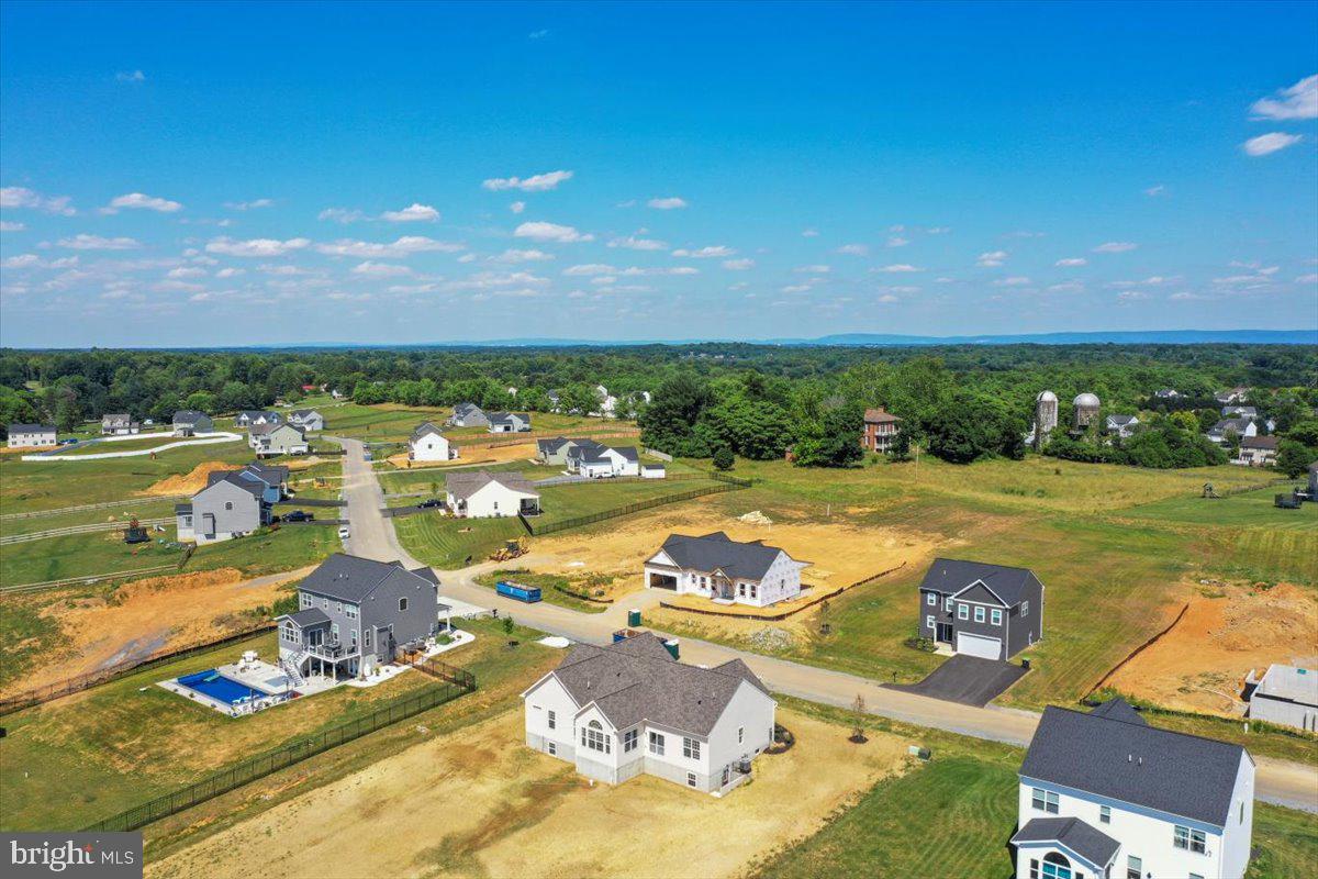 AMBERFIELD - Residential