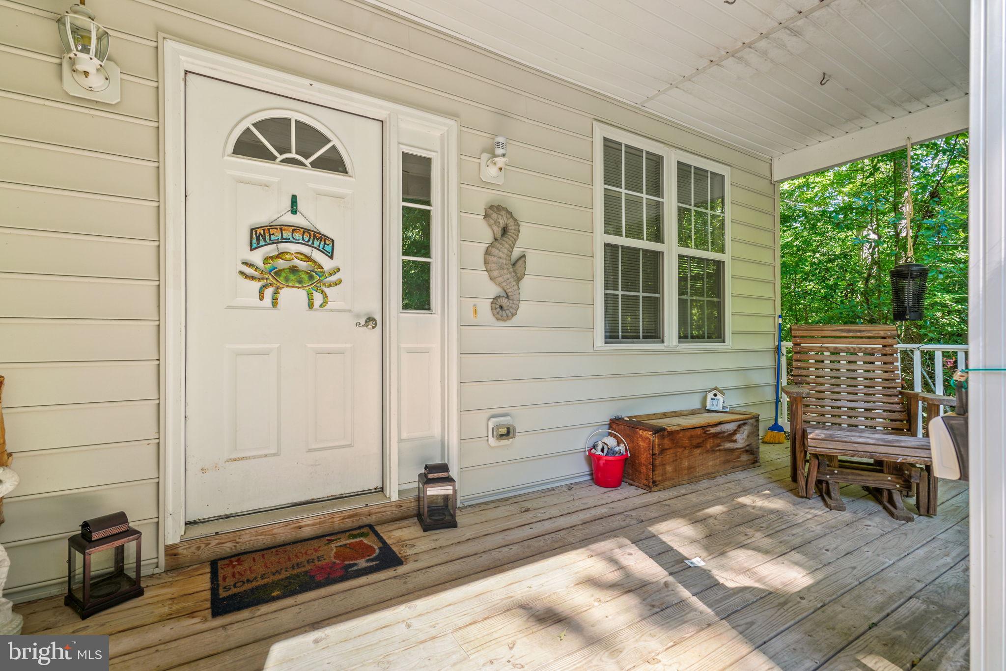 CAPTAIN'S COVE - Residential