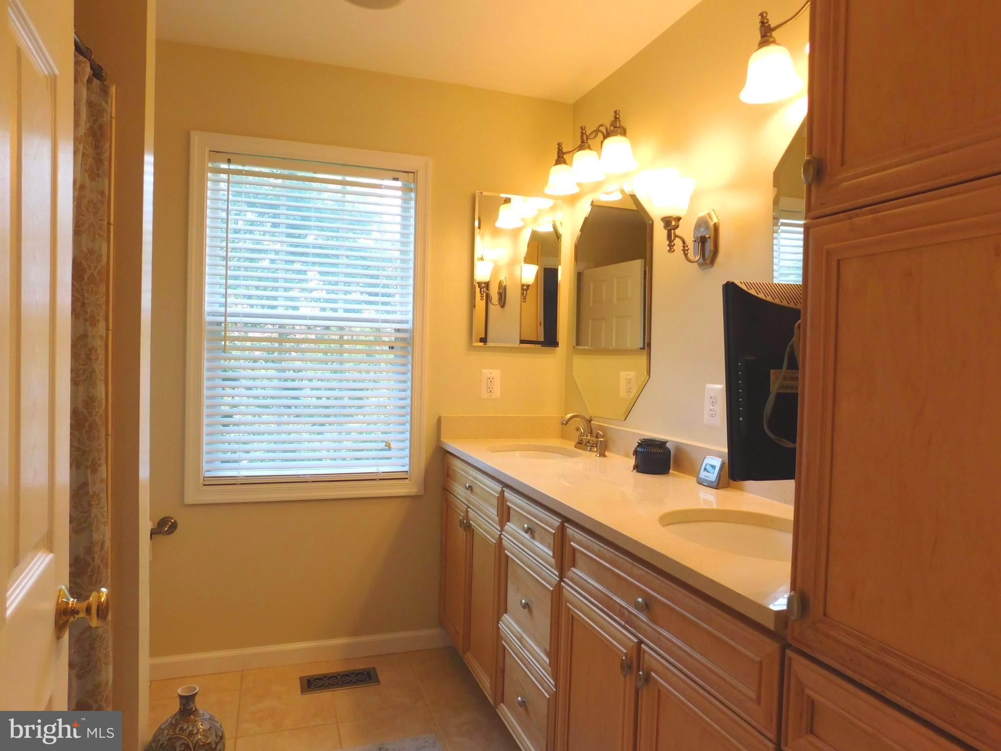 MAYFAIR - Residential