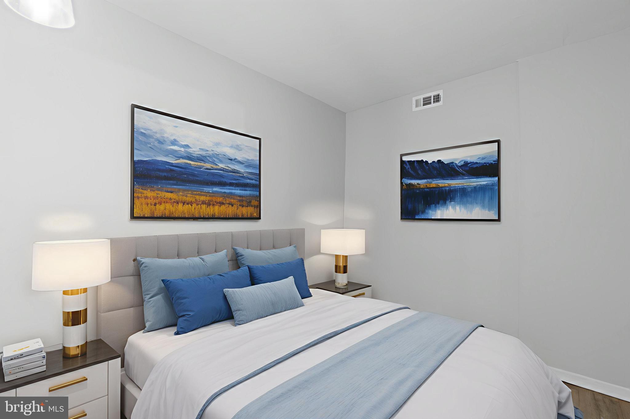 PRESIDENTIAL TOWERS - Residential