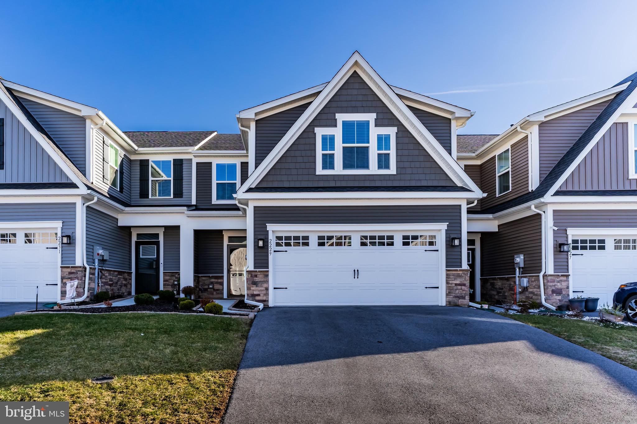 BLUE RIDGE PARK - Residential