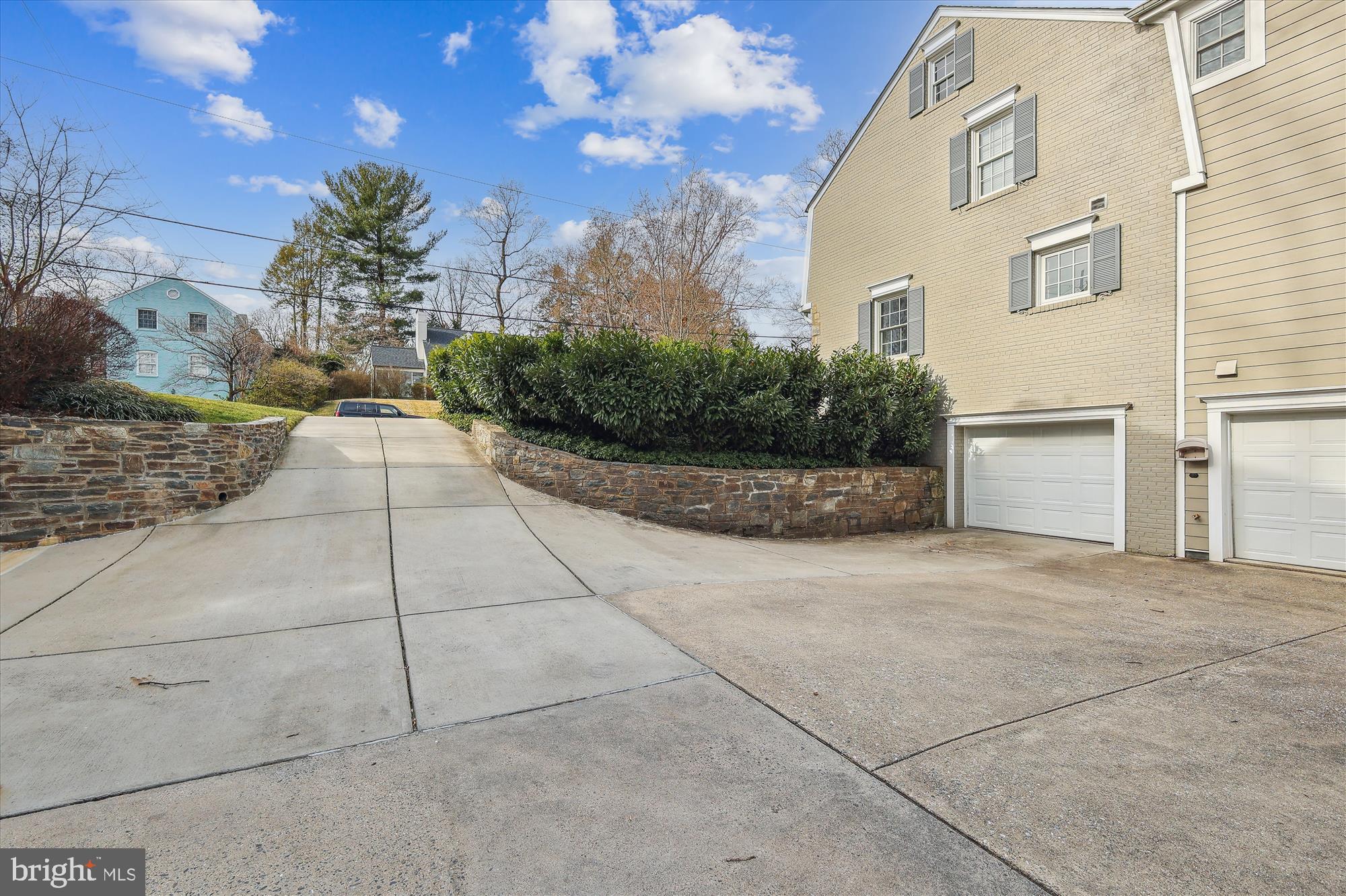 SUMNER - Residential