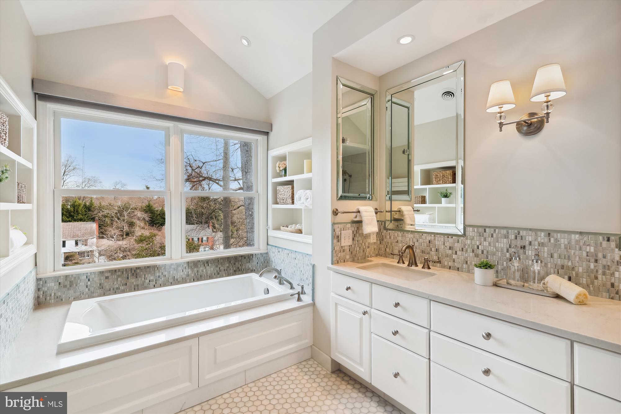 SUMNER - Residential