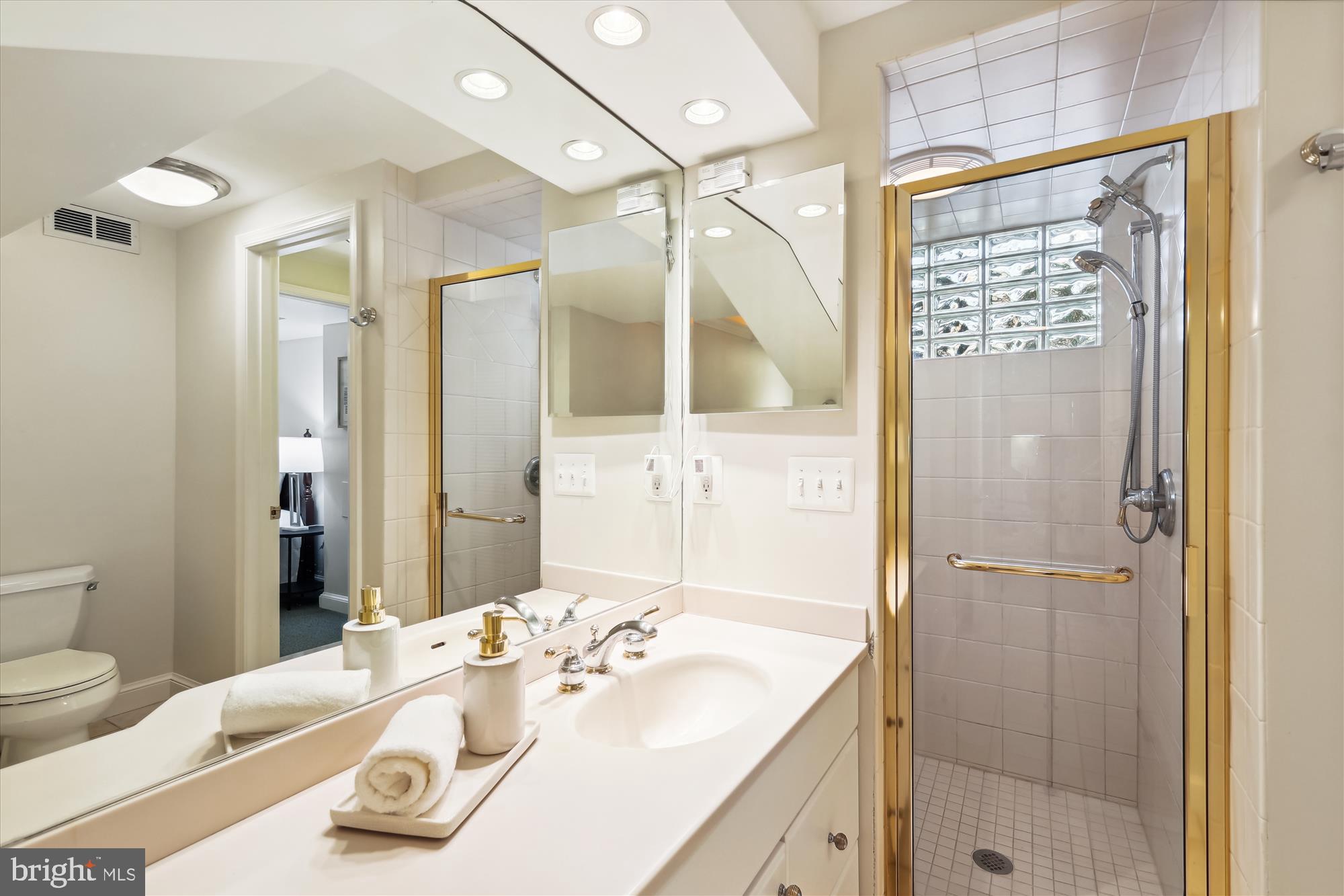 SUMNER - Residential