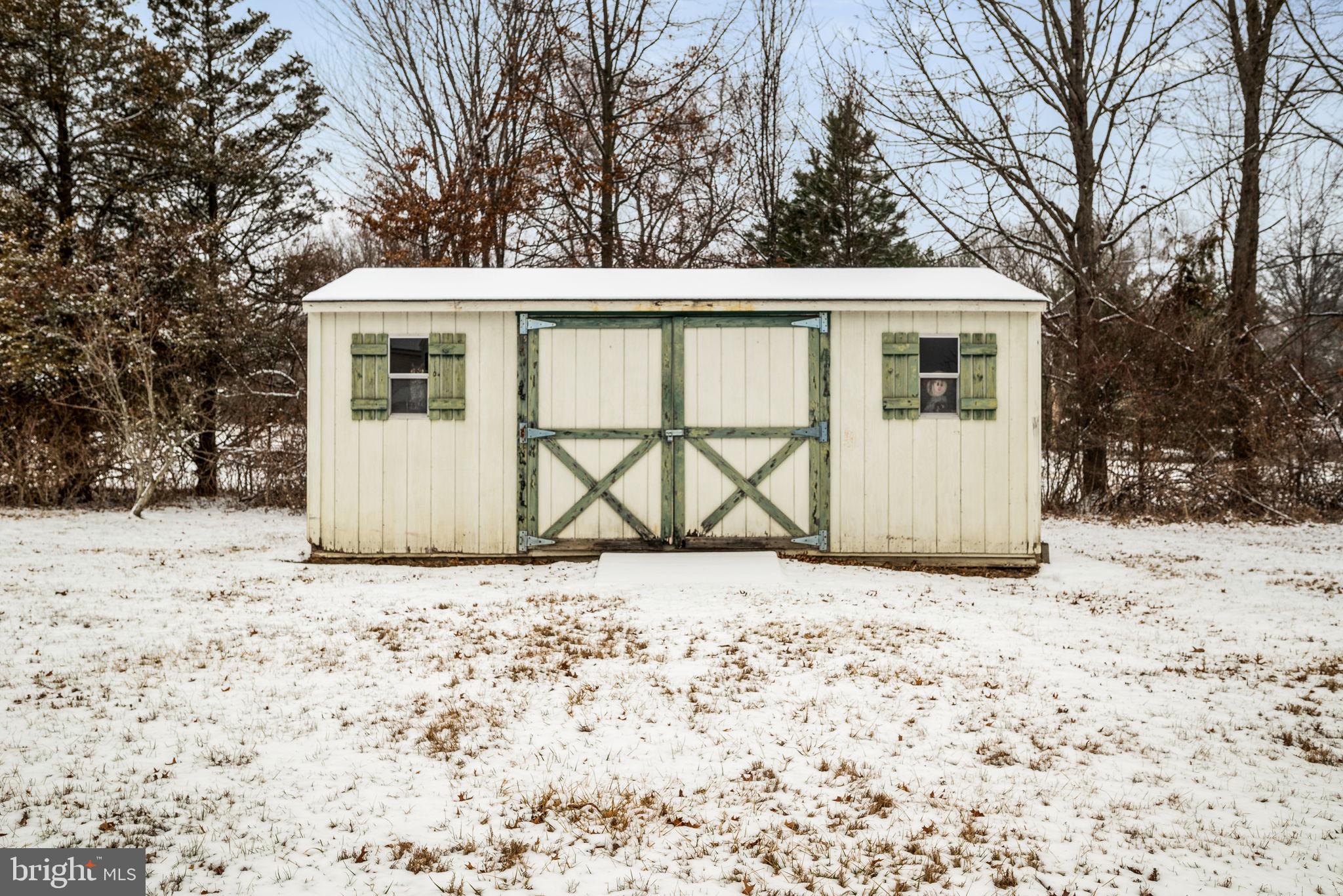 HUNTERS RUN - Residential