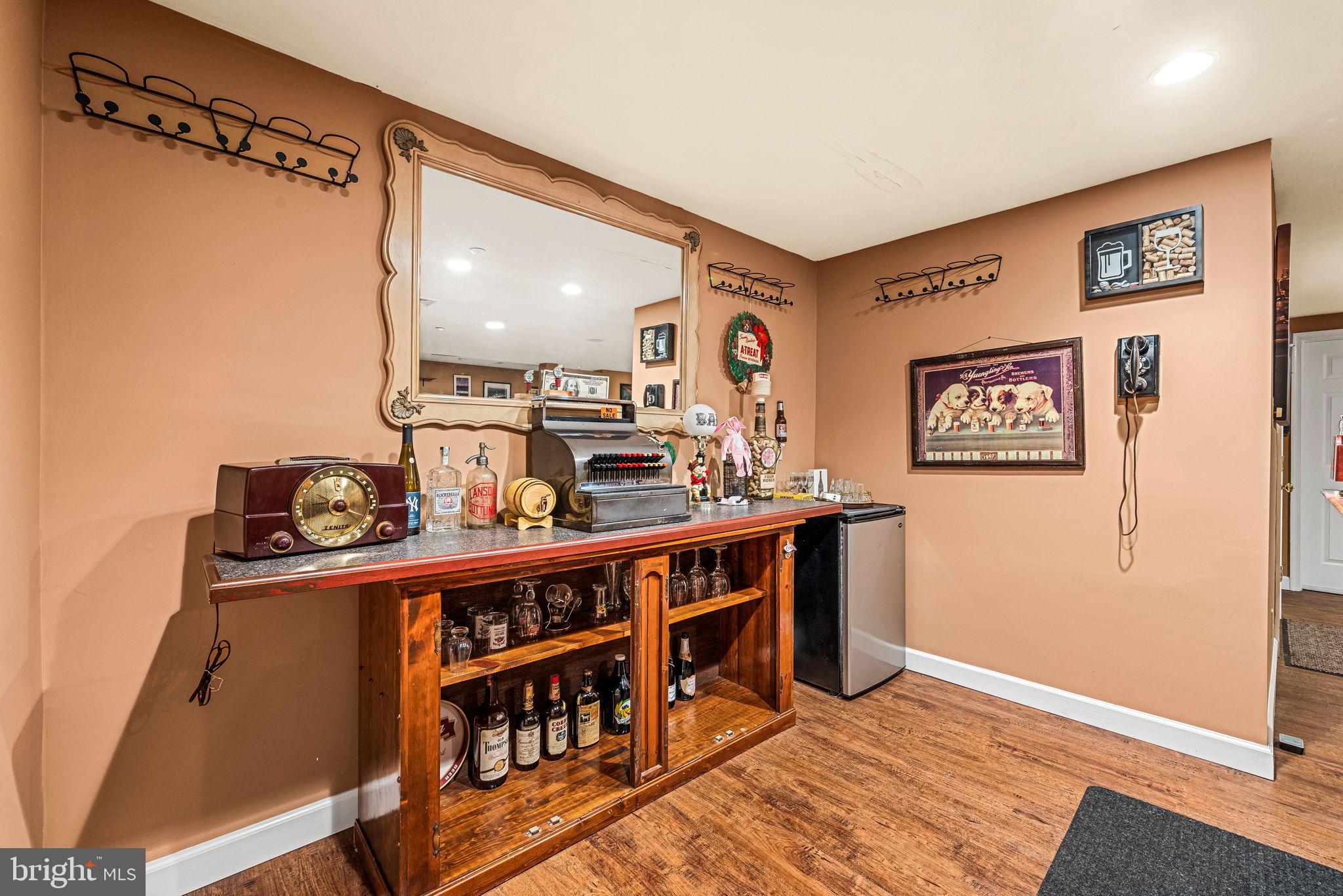 HUNTERS RUN - Residential