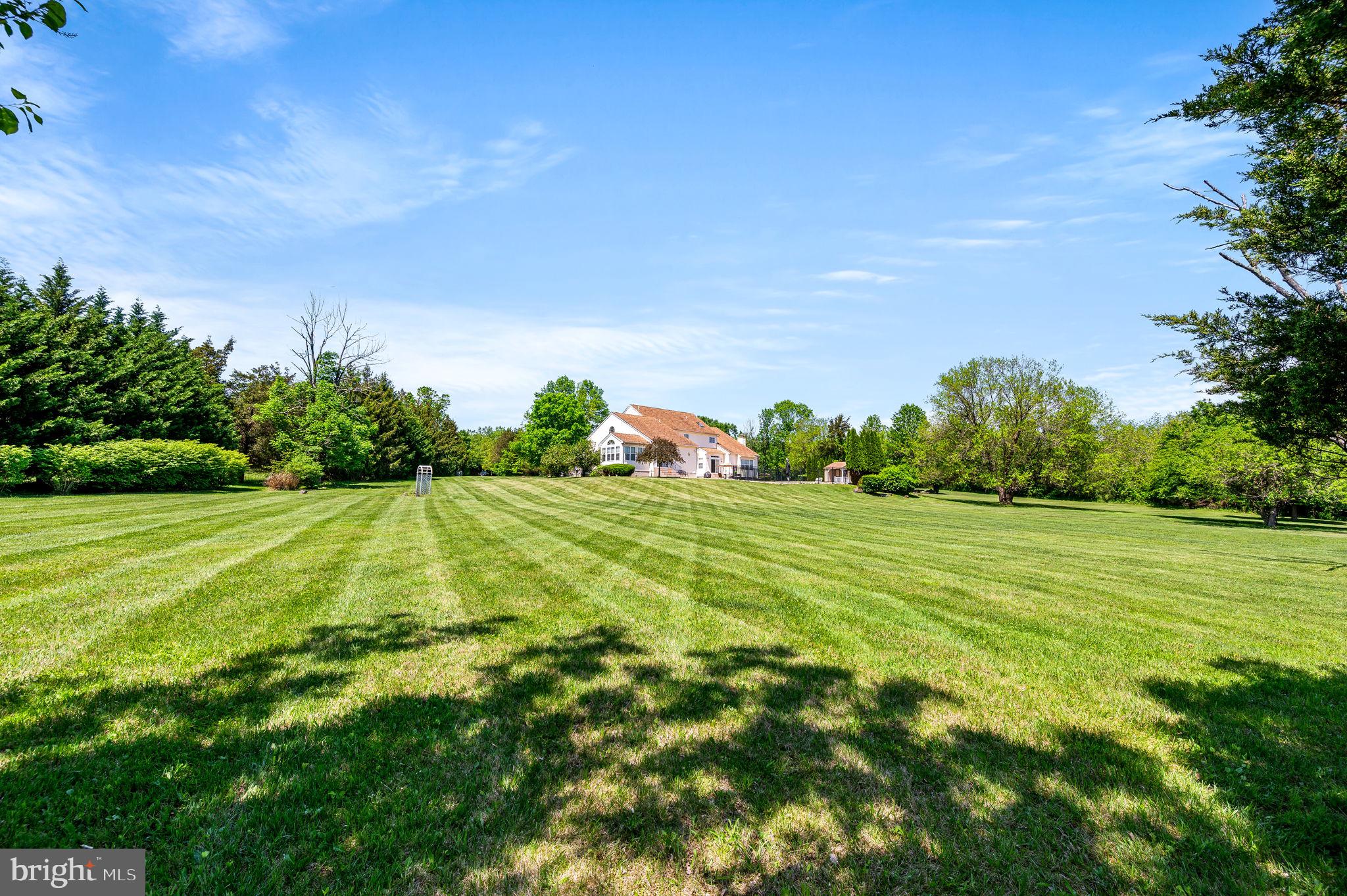 HUNTERS RUN - Residential