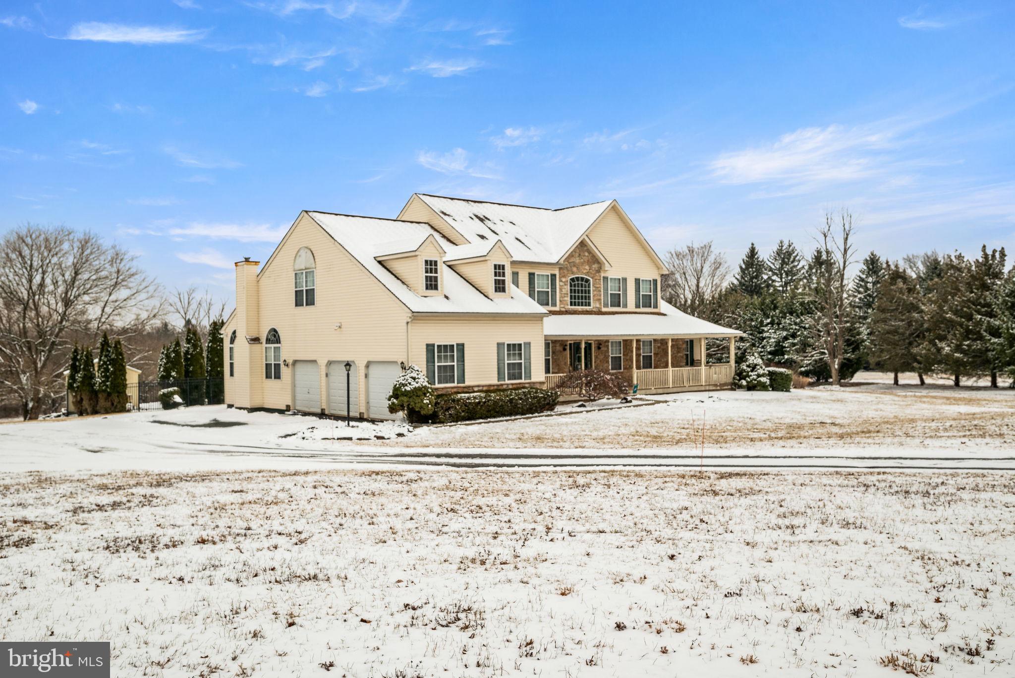 HUNTERS RUN - Residential