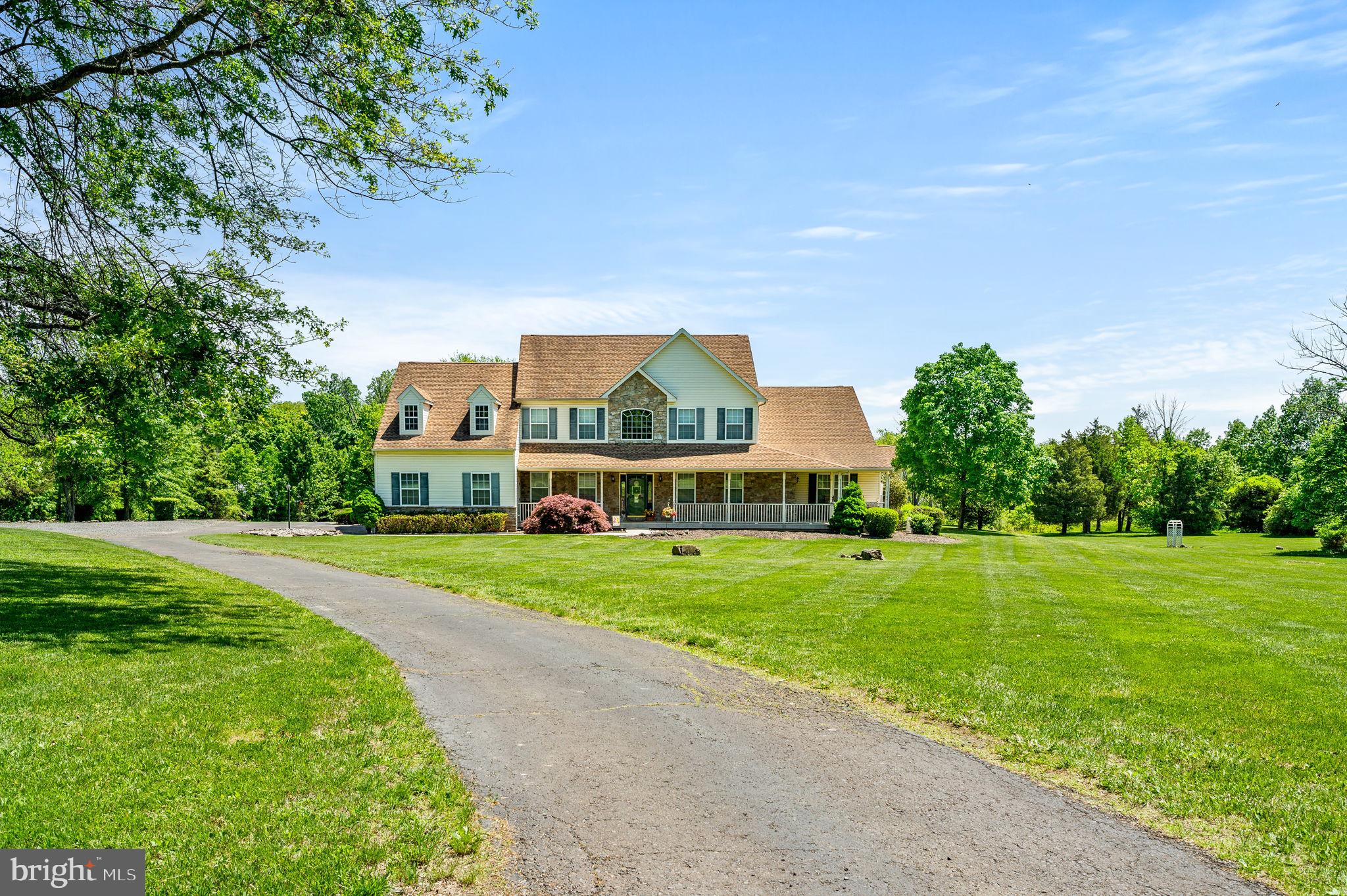 HUNTERS RUN - Residential
