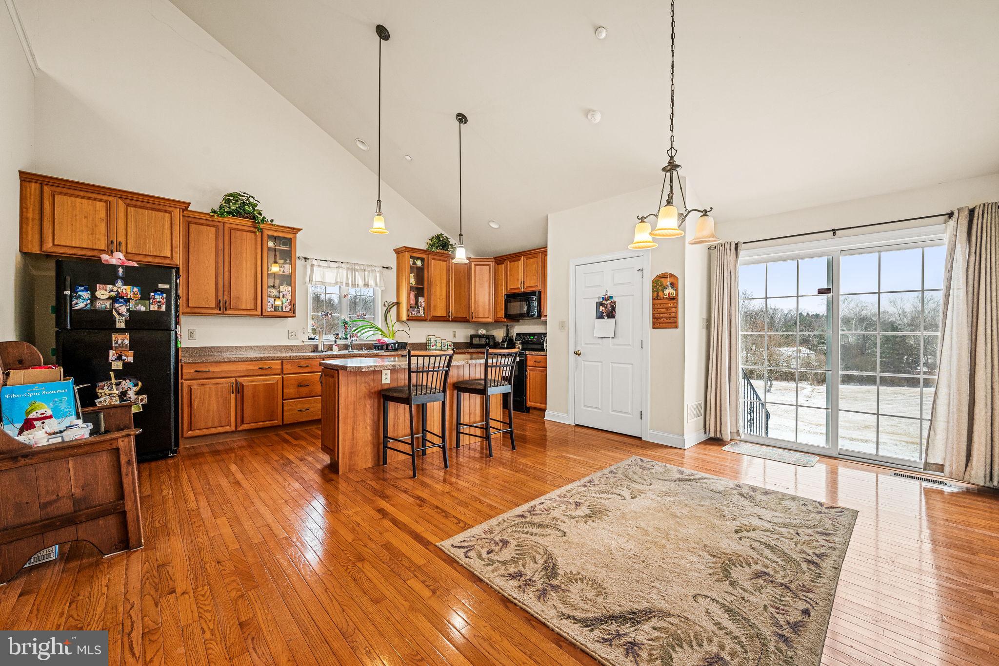 HUNTERS RUN - Residential