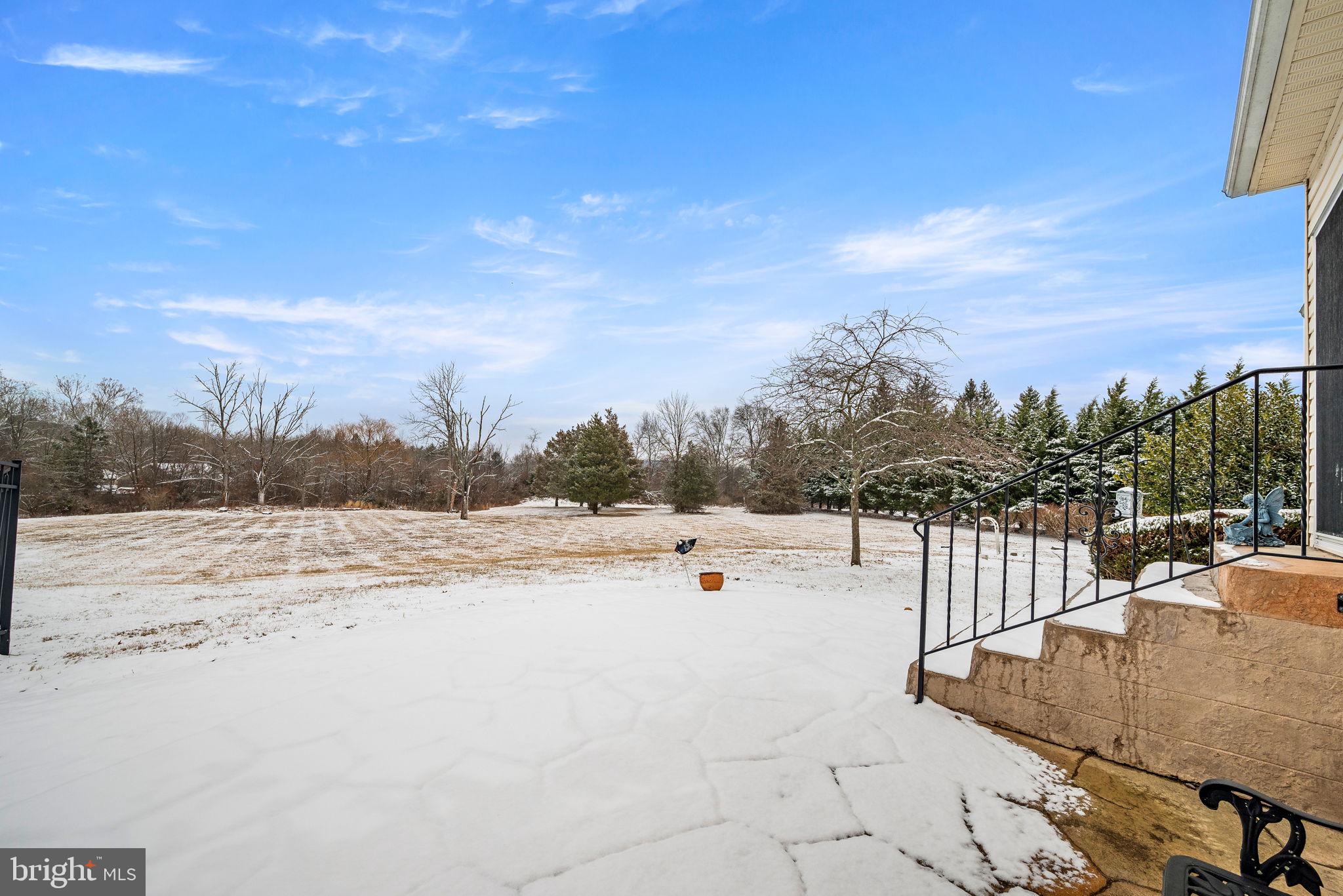 HUNTERS RUN - Residential