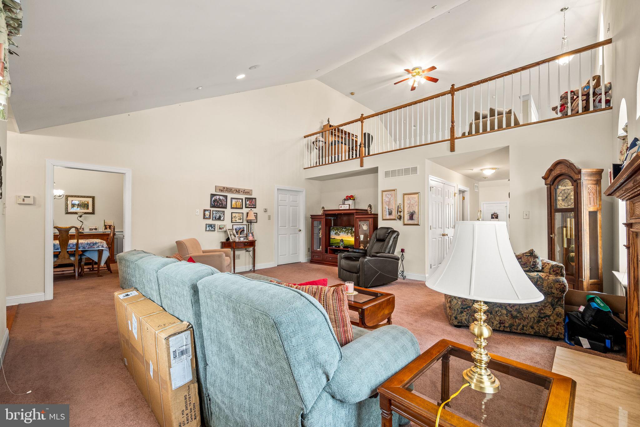 HUNTERS RUN - Residential