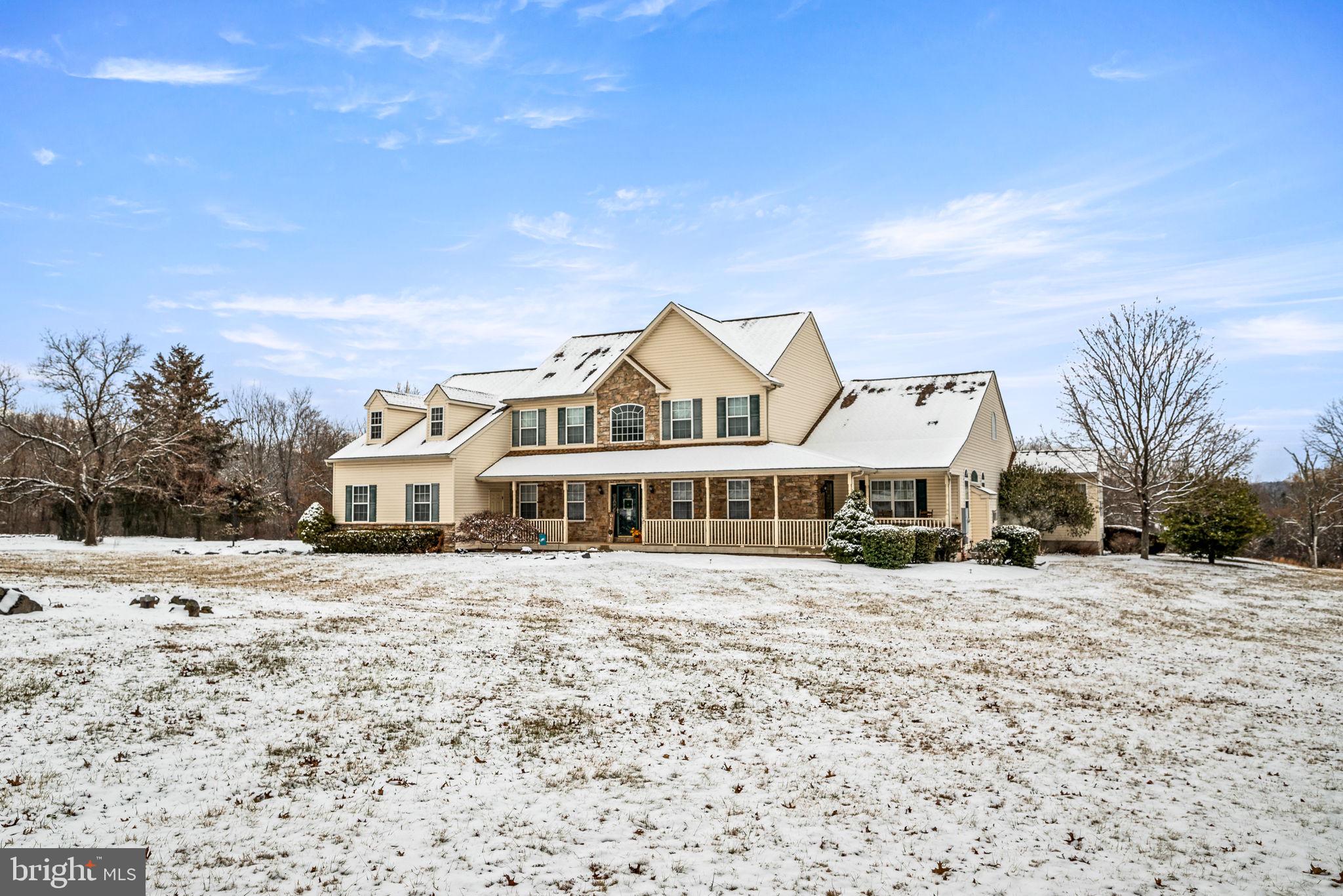 HUNTERS RUN - Residential