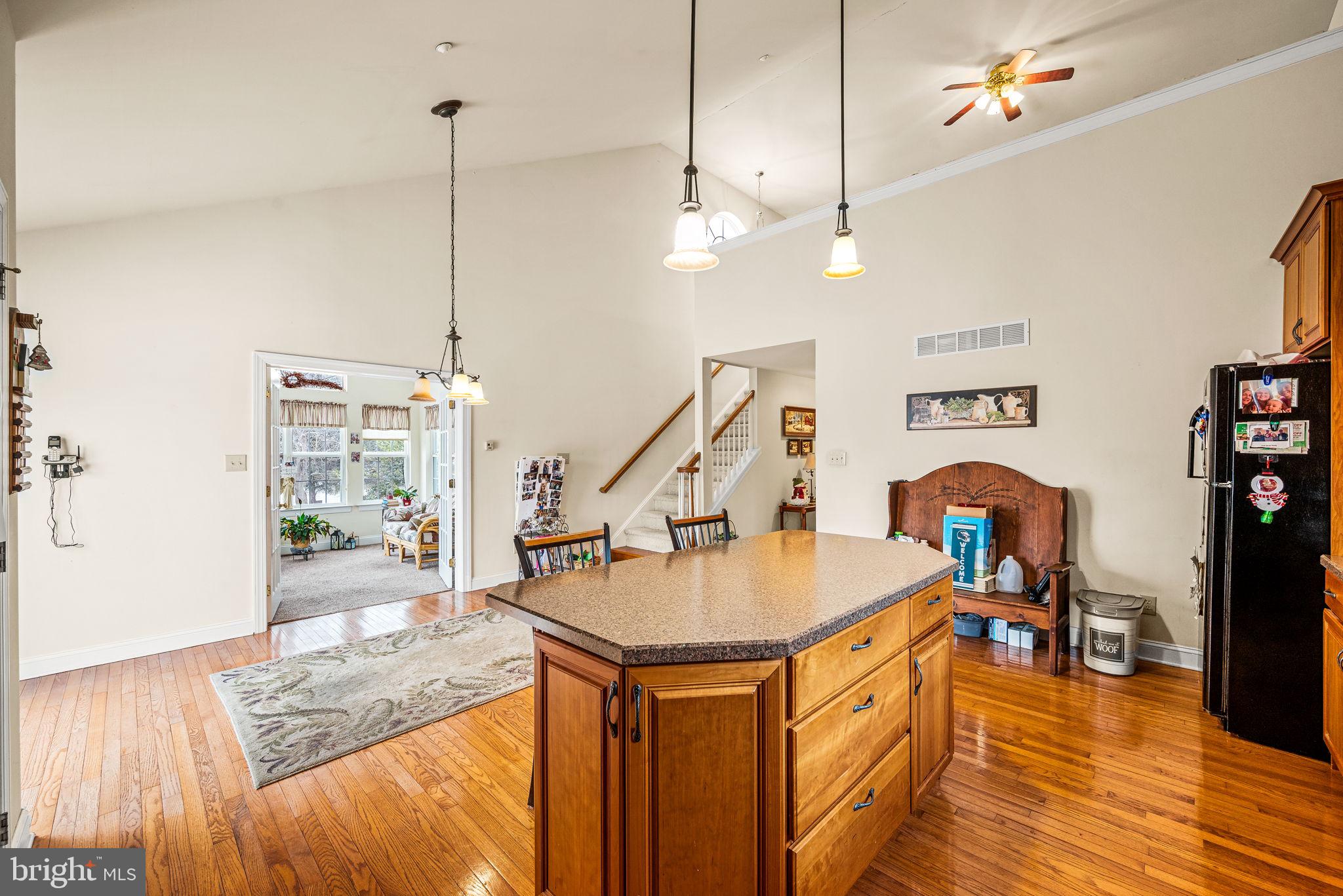 HUNTERS RUN - Residential