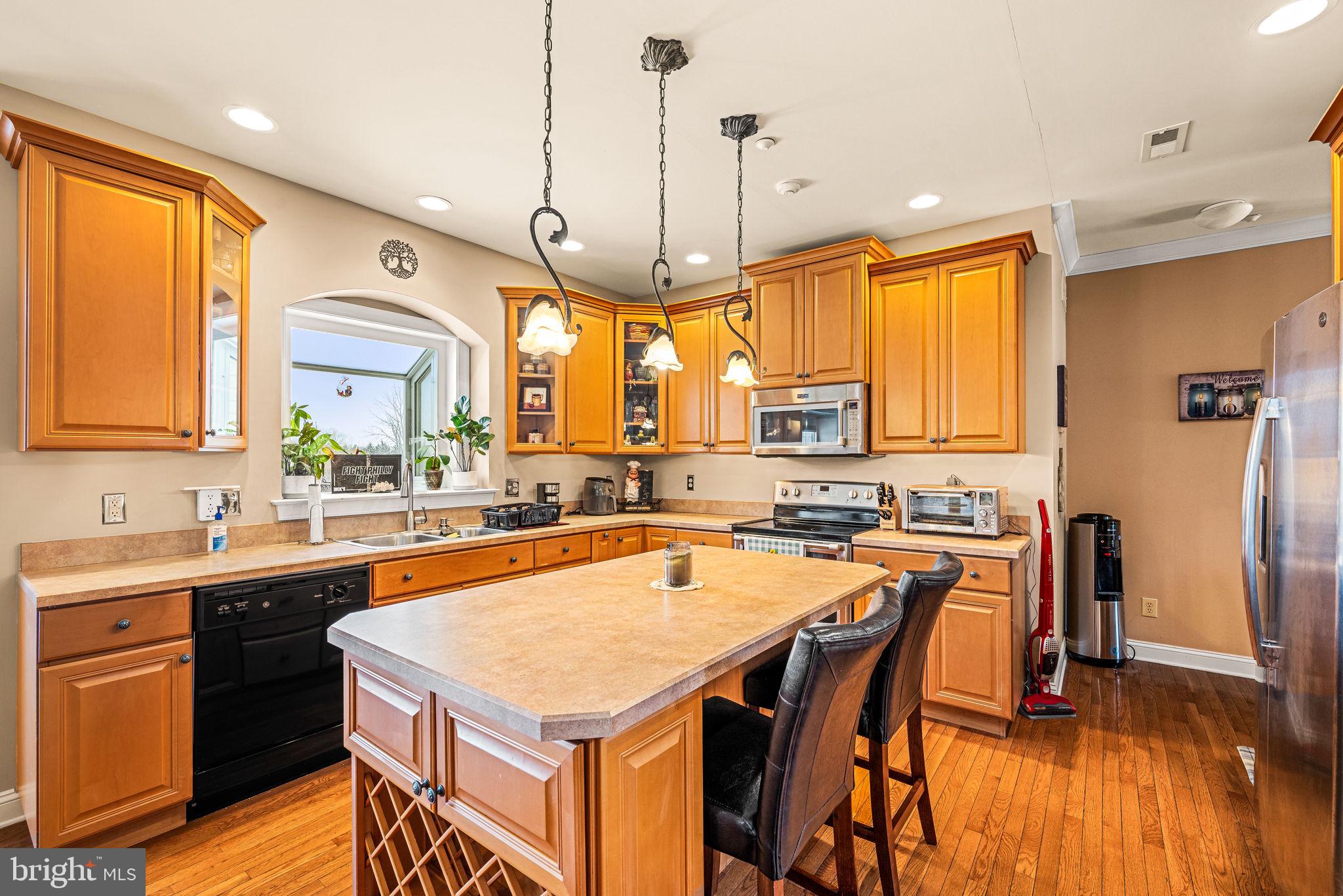 HUNTERS RUN - Residential