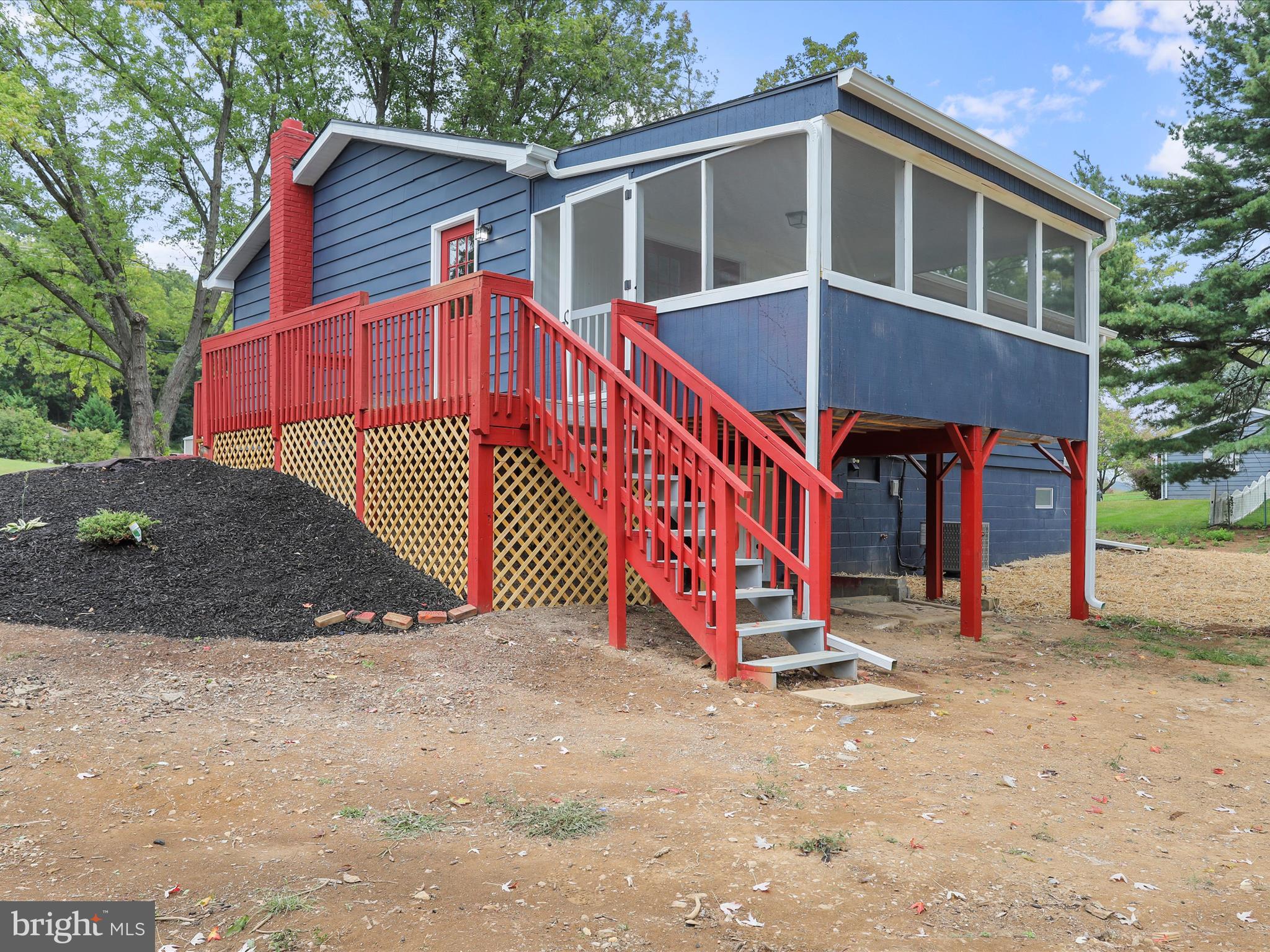 CLEAR SPRING - Residential