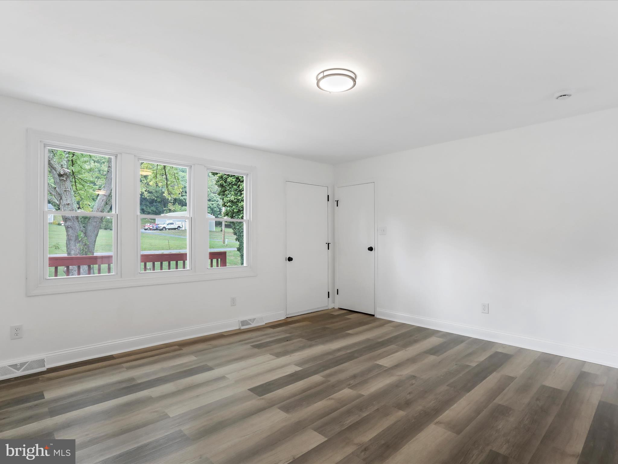 CLEAR SPRING - Residential