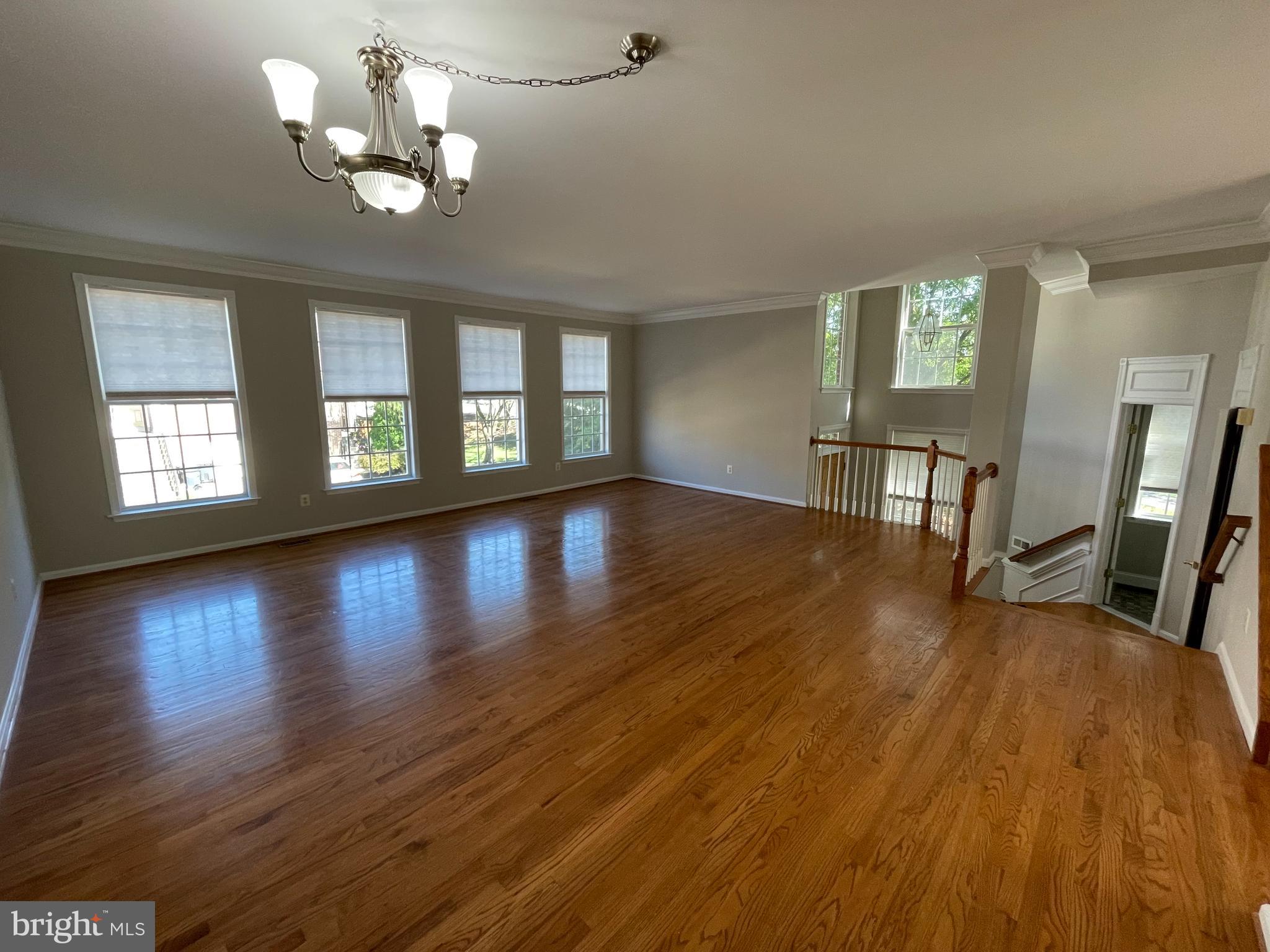 POTOMAC LAKES - Residential Lease