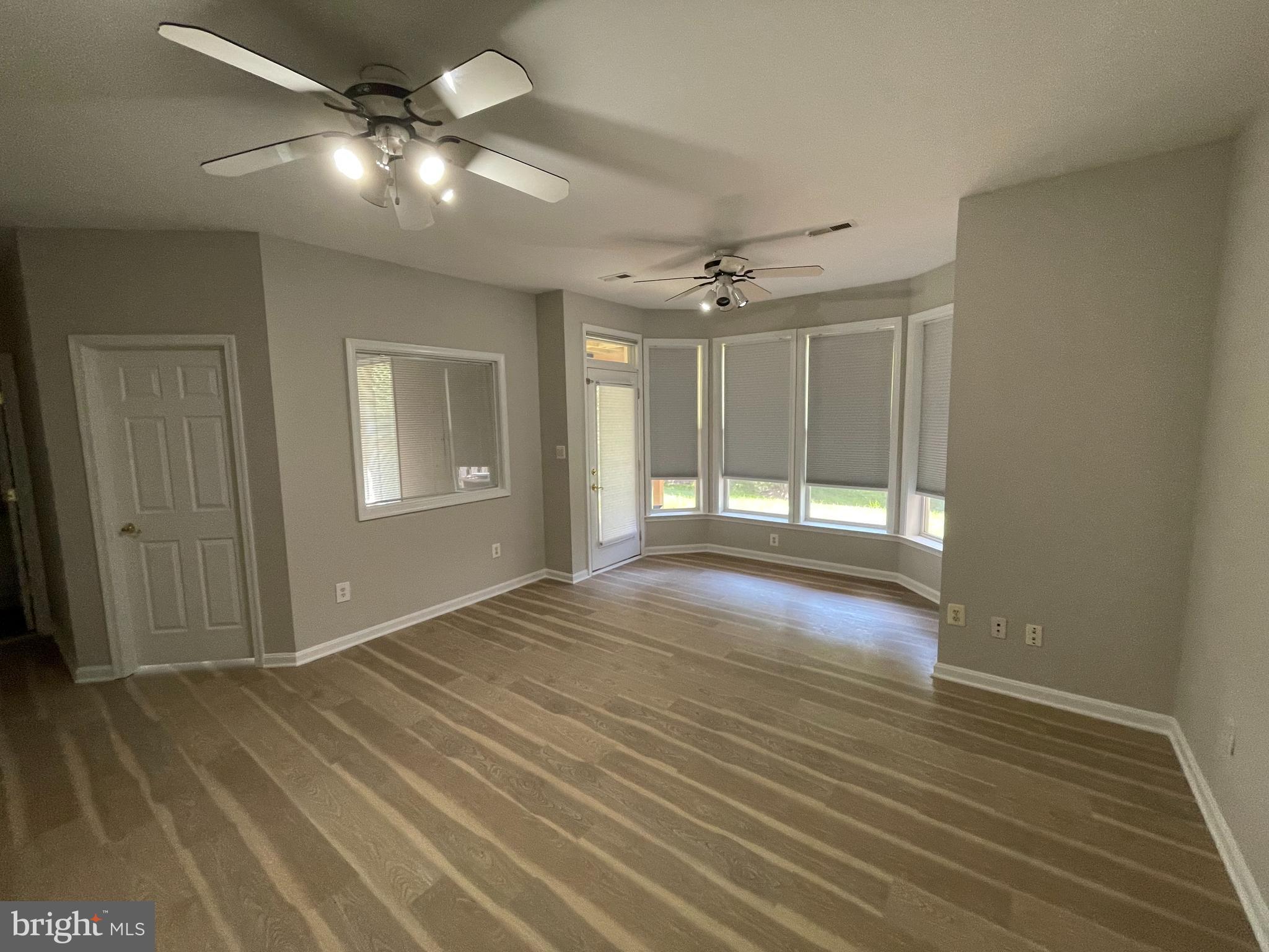 POTOMAC LAKES - Residential Lease