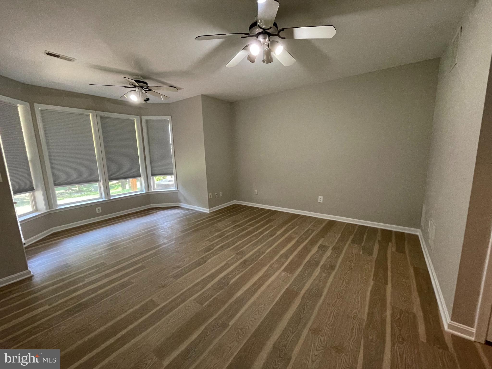 POTOMAC LAKES - Residential Lease