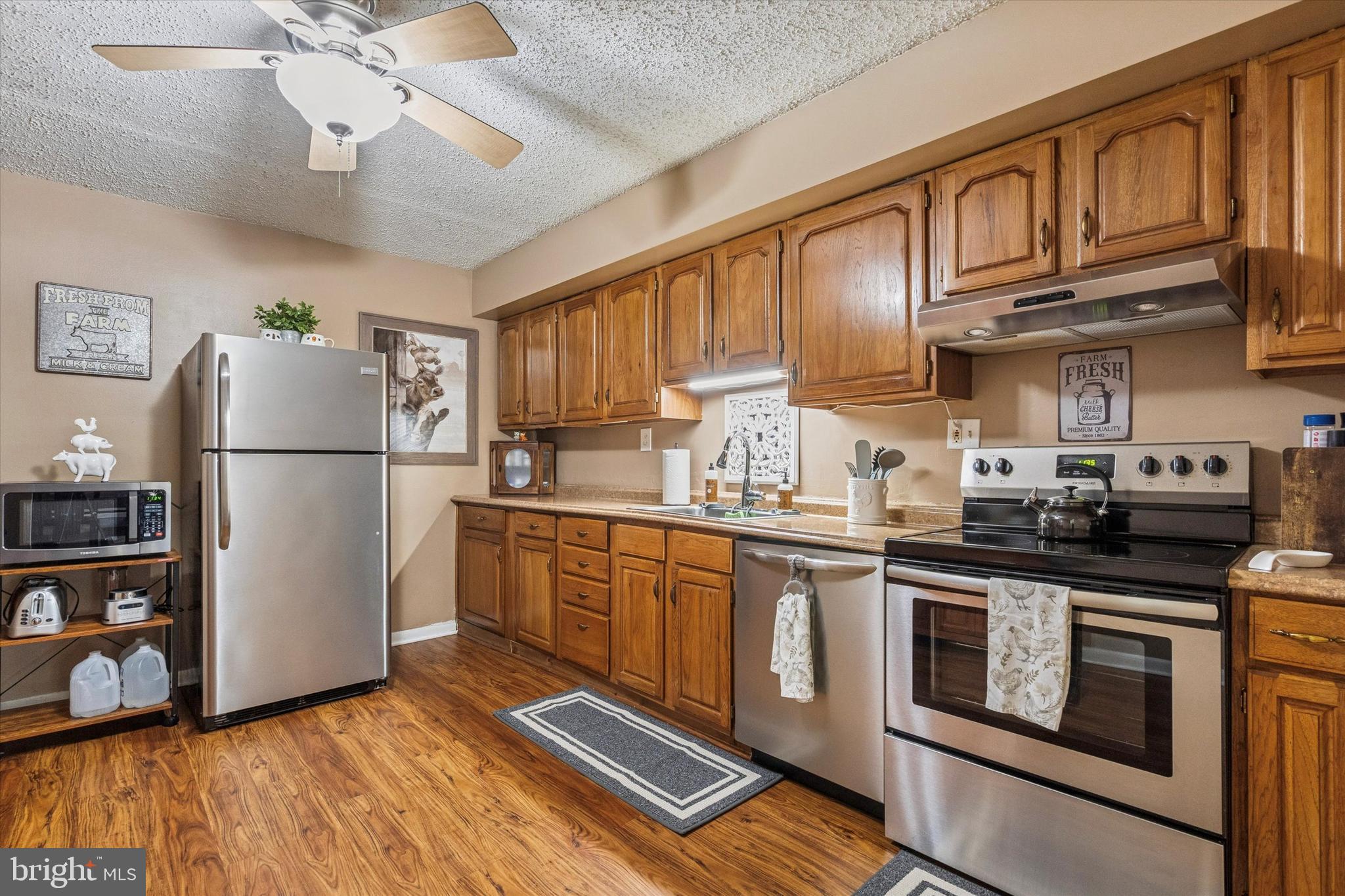 HAVERFORD HILL - Residential