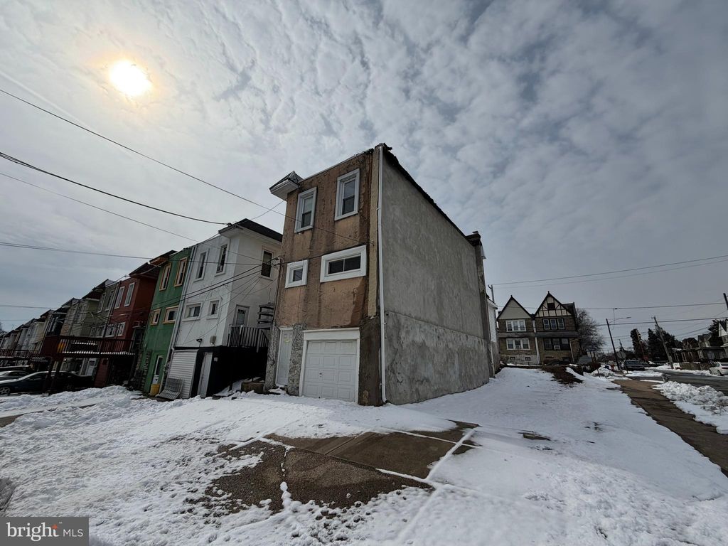 Photo of 727 Fern Street, LANSDOWNE, PA 19050 (MLS # PADE2109600)