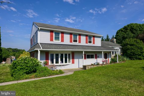 Photo of 1909 Mine Road, Paradise, PA 17562 (MLS # PALA2055778)