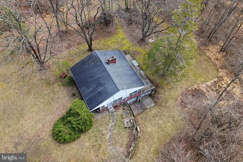 Homes For Sale - 5345 W Chester Pike<br/> NEWTOWN SQUARE, PA 19073