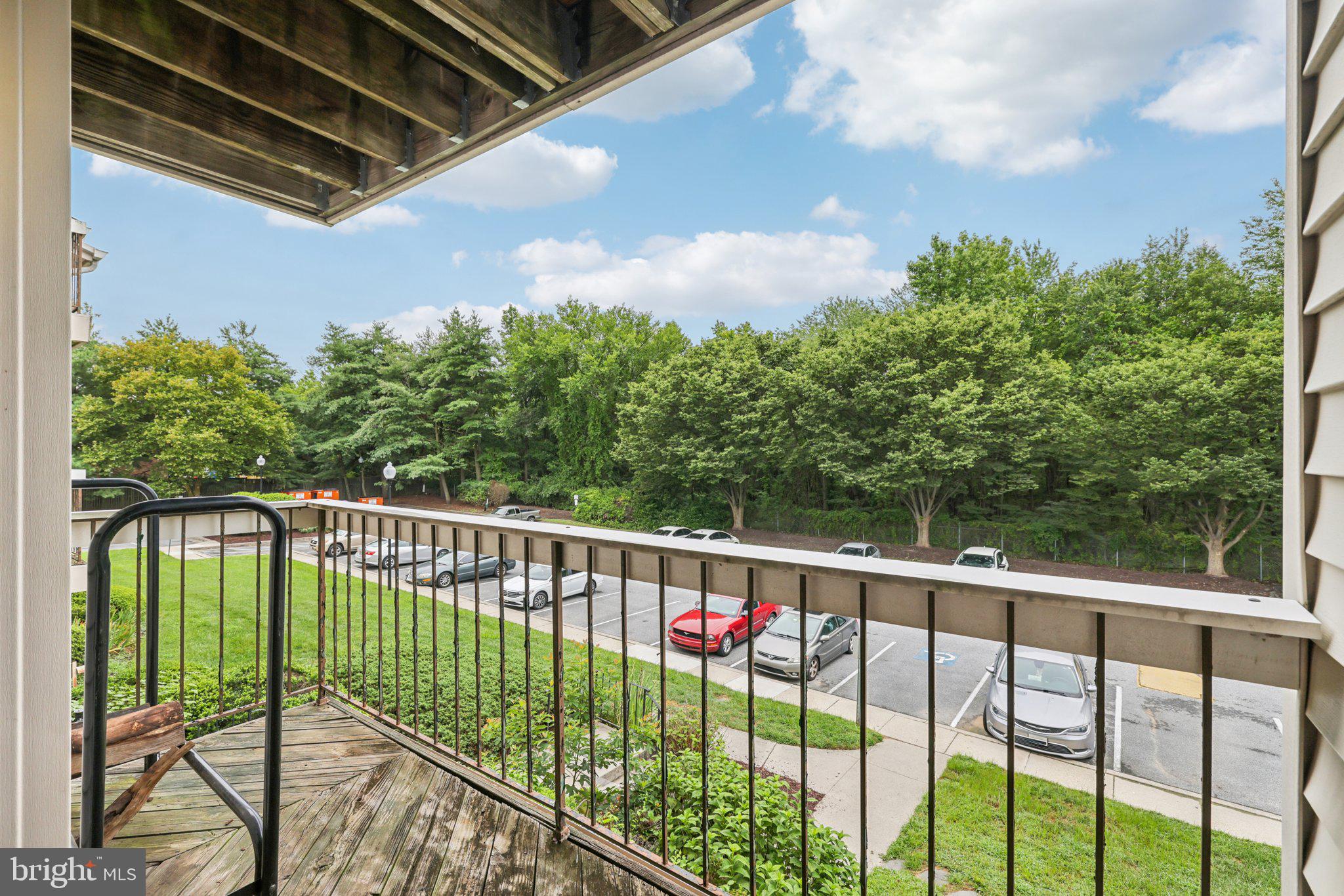 CASTLE HARBOUR CONDO - Residential