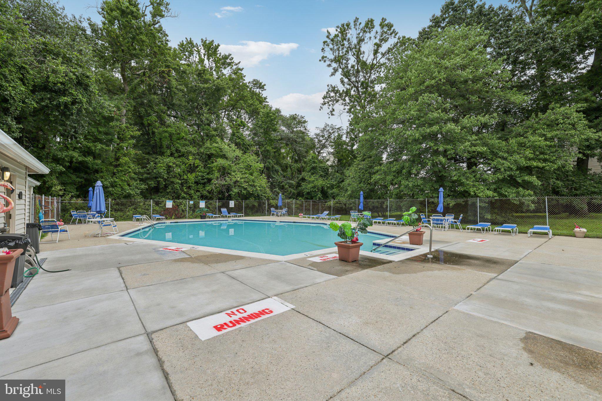 CASTLE HARBOUR CONDO - Residential