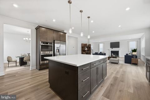 2601 BERGEN COURT WALDORF MD 20603