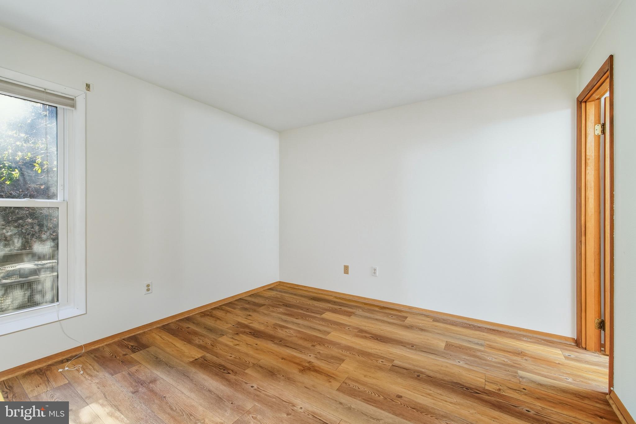 THE HILL CONDOS - Residential