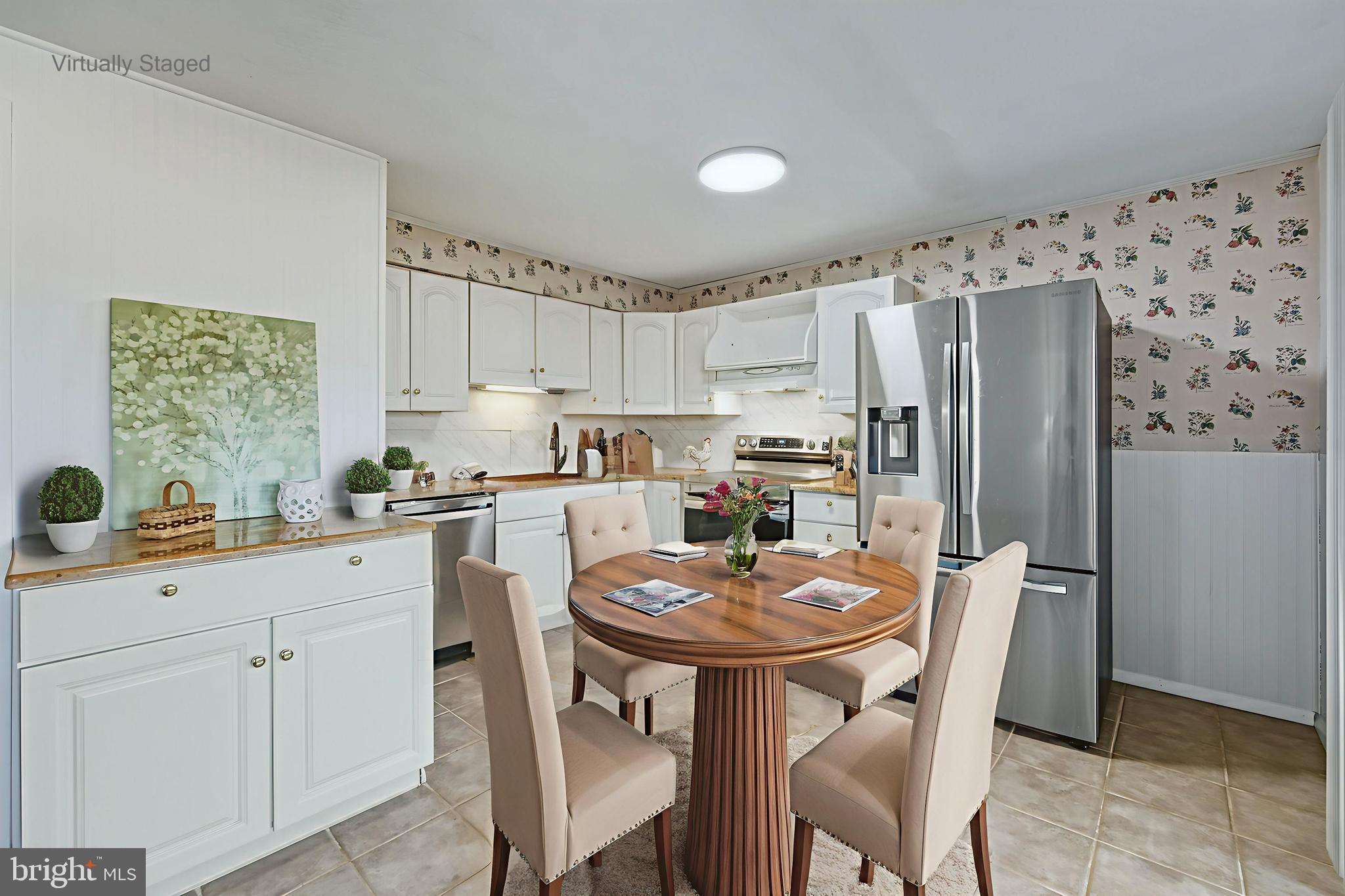 THE HILL CONDOS - Residential