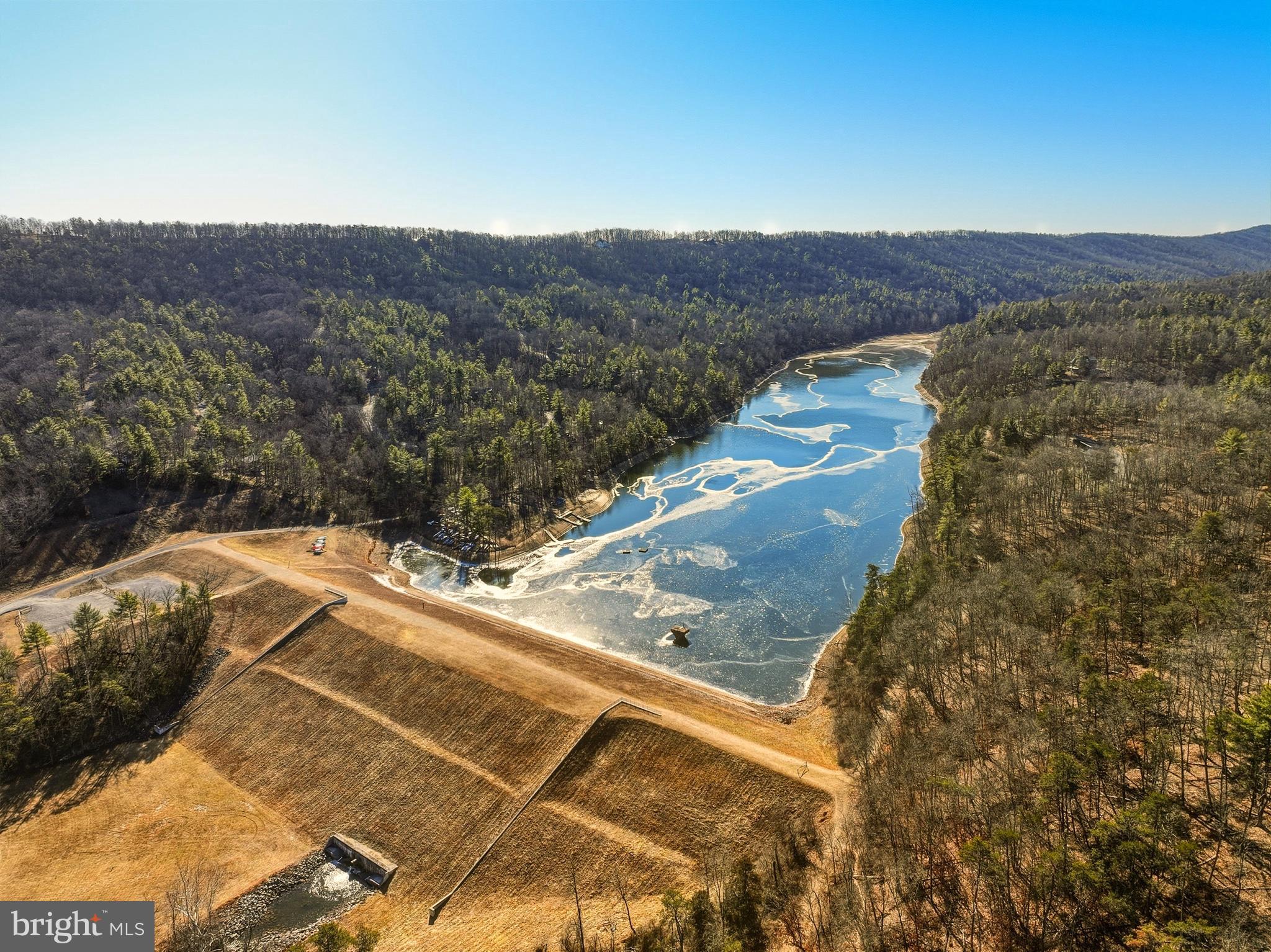 THE HILL CONDOS - Residential