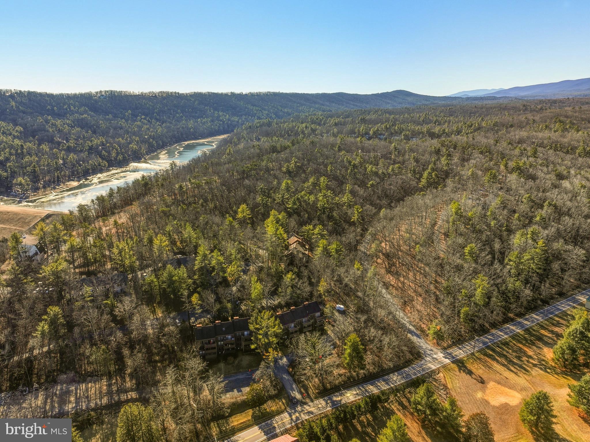 THE HILL CONDOS - Residential