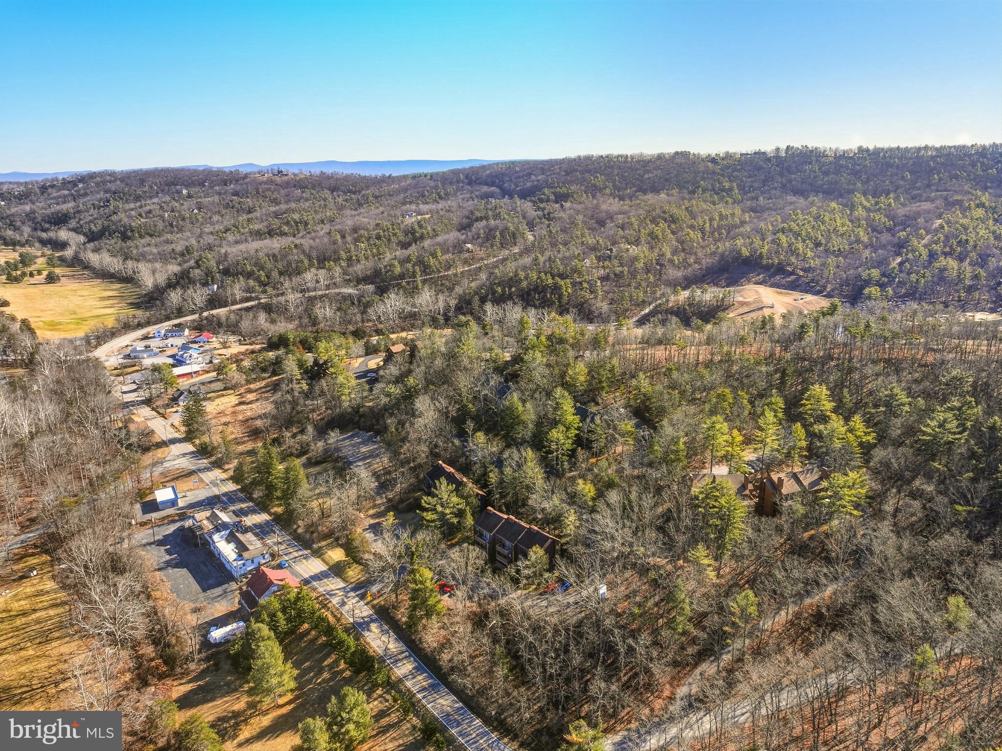 THE HILL CONDOS - Residential