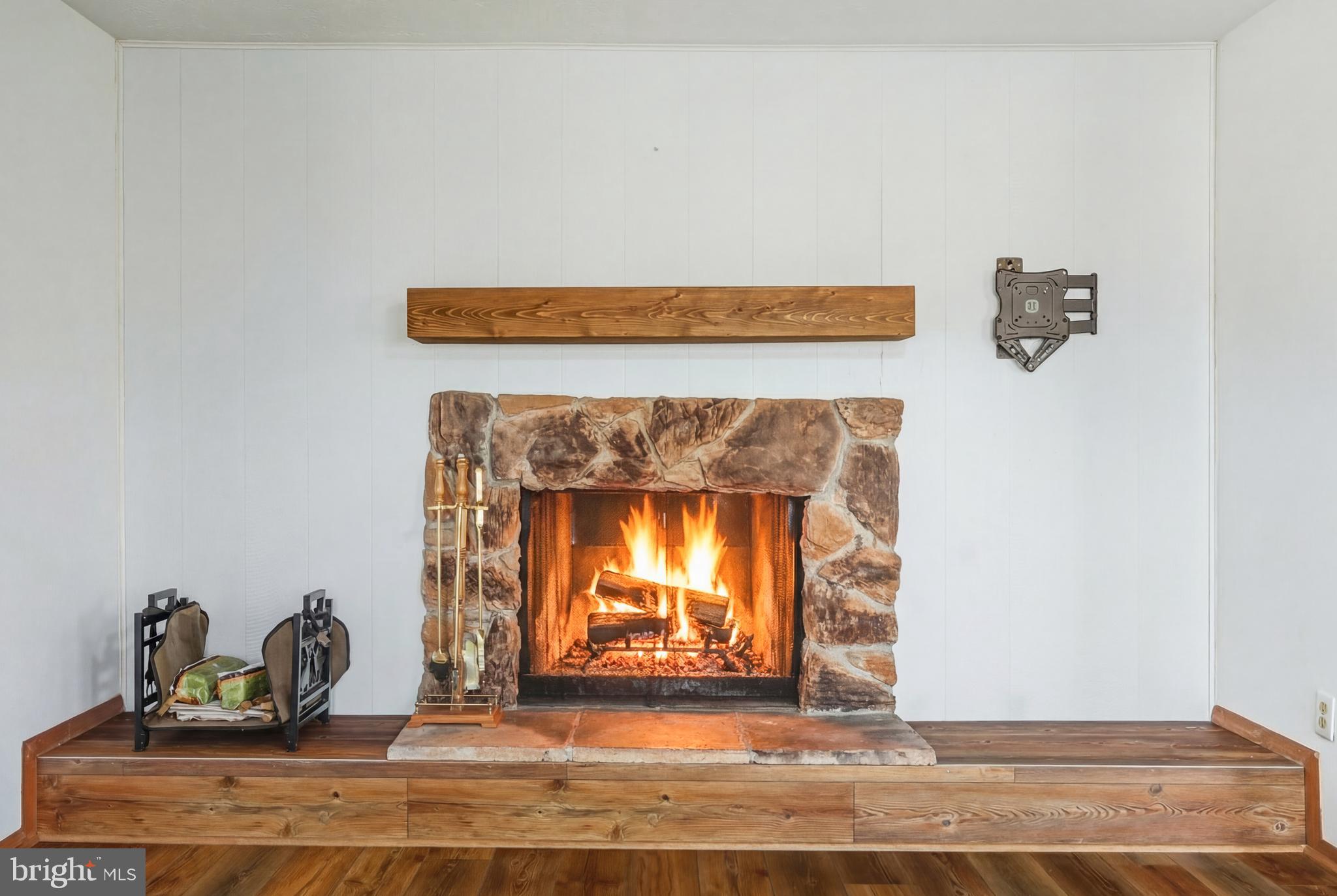 THE HILL CONDOS - Residential