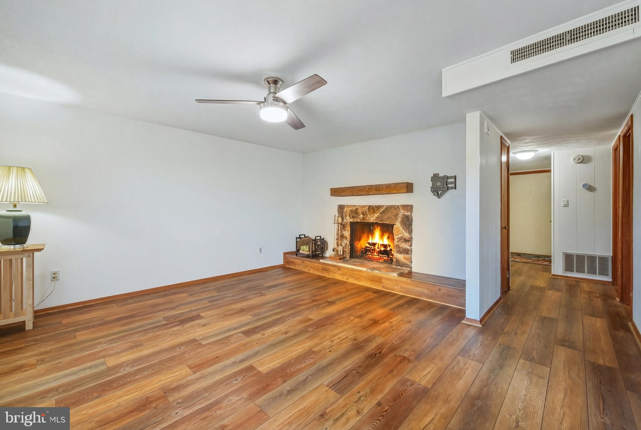 THE HILL CONDOS - Residential