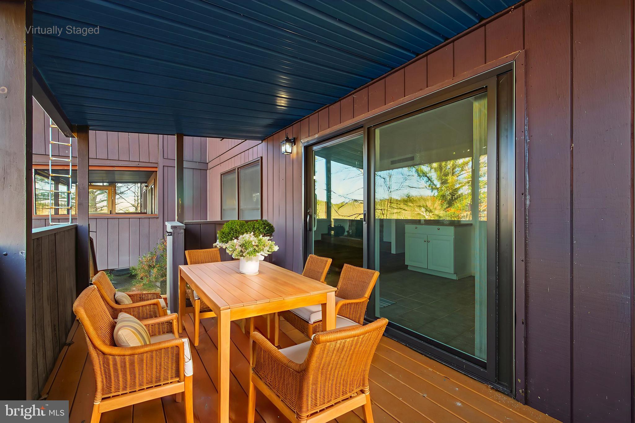 THE HILL CONDOS - Residential