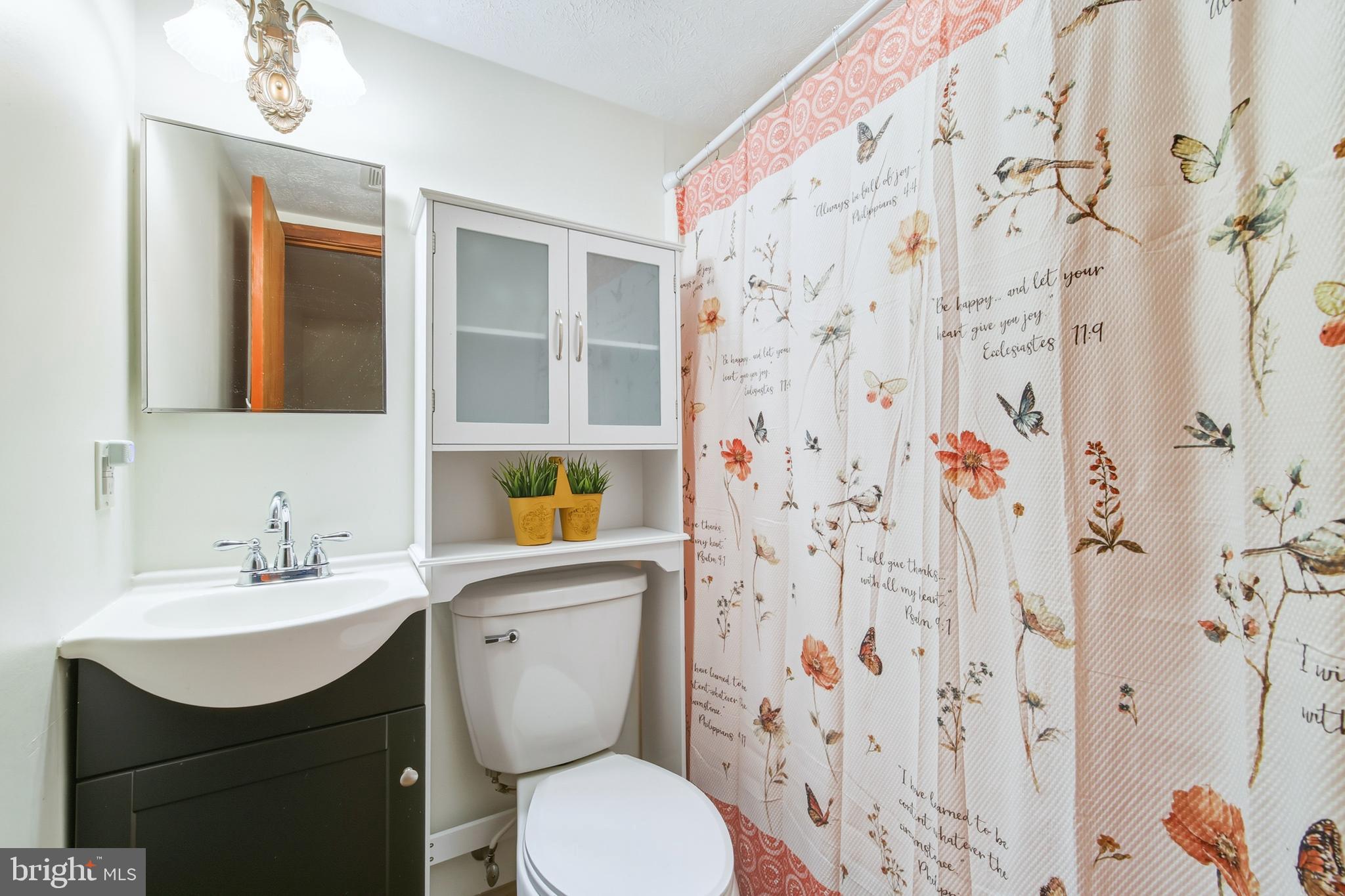 THE HILL CONDOS - Residential