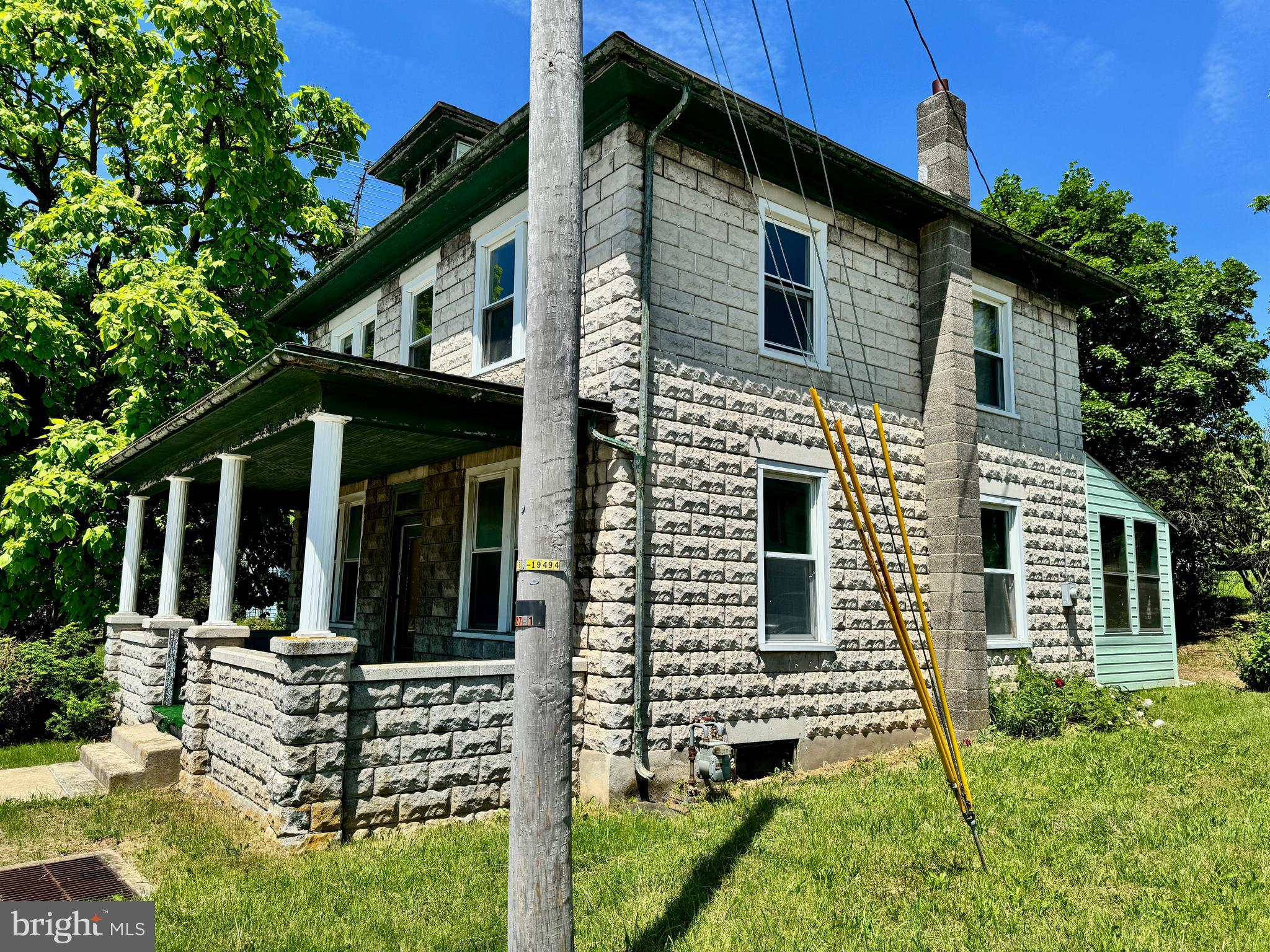 LOGANVILLE - Commercial Sale