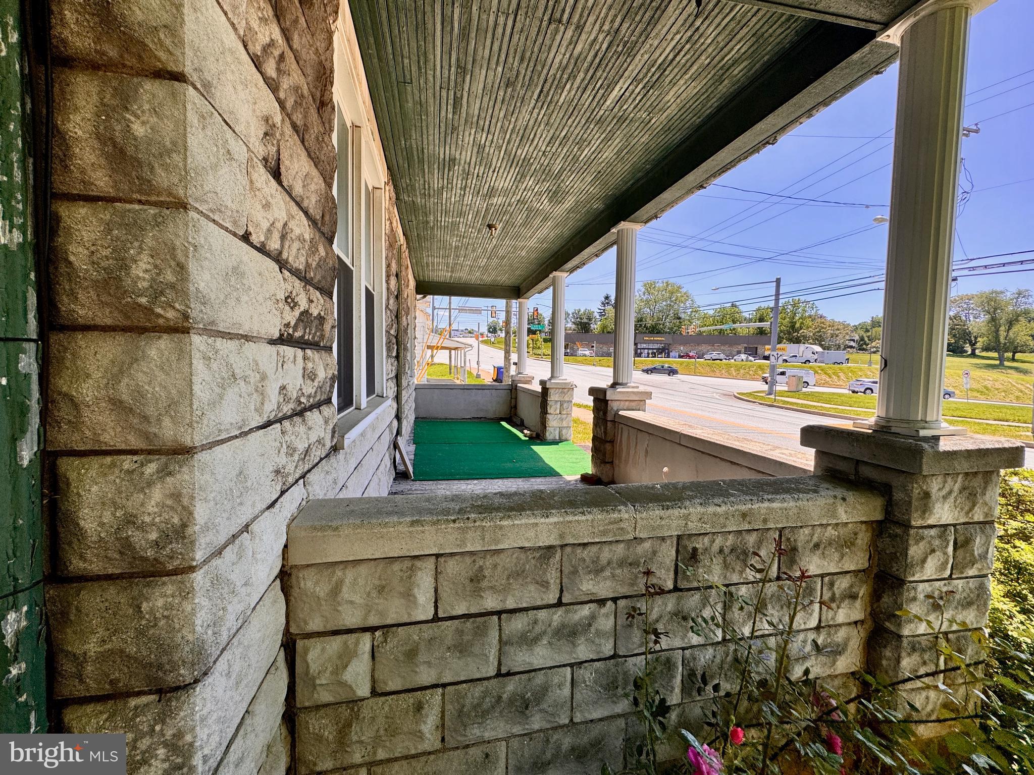 LOGANVILLE - Commercial Sale