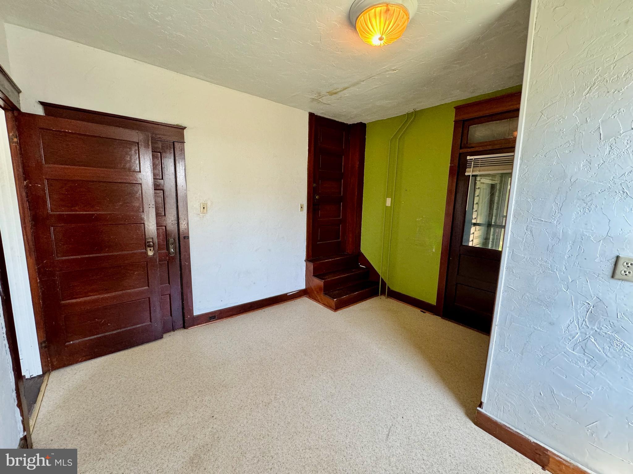 LOGANVILLE - Commercial Sale