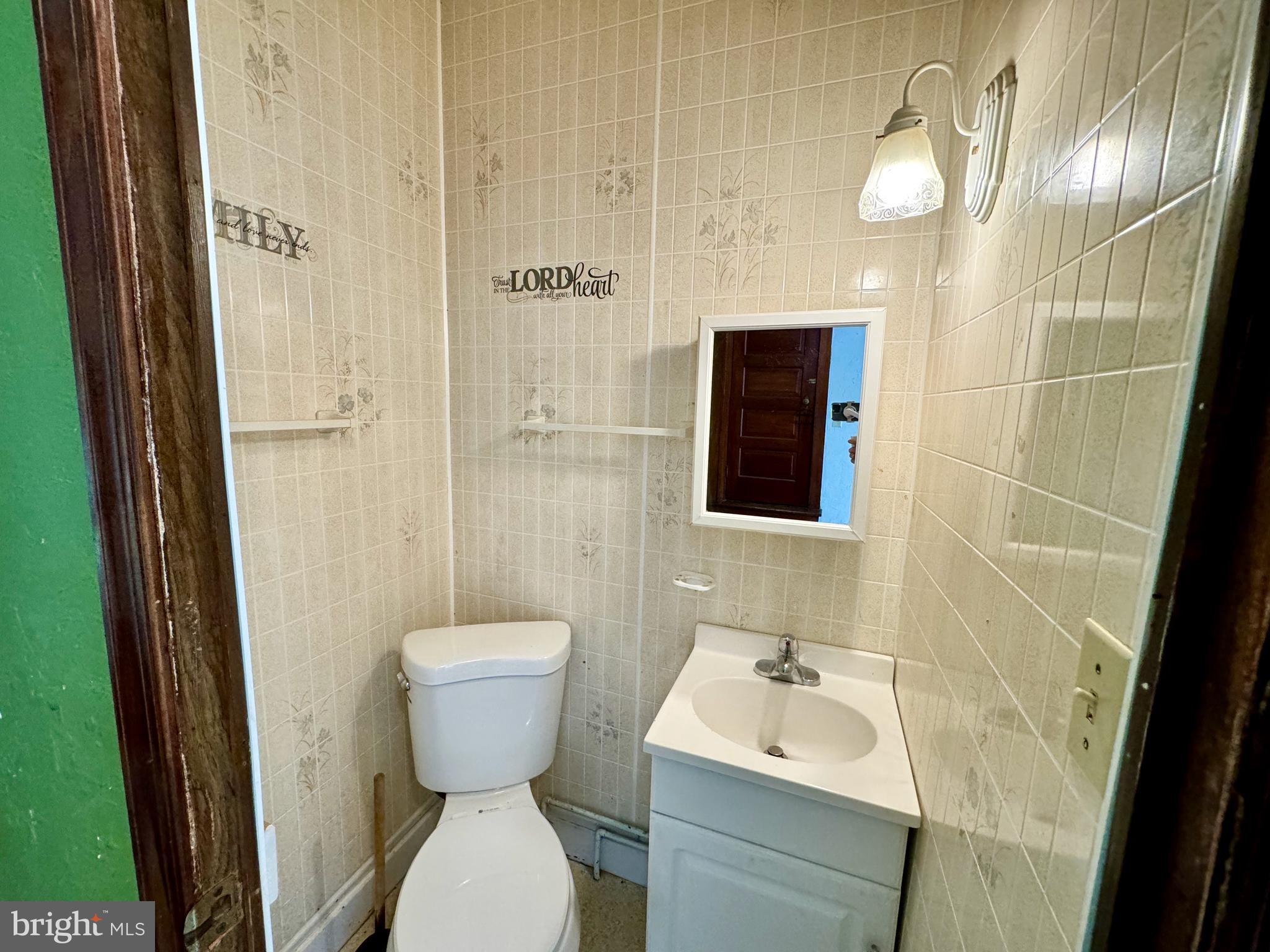 LOGANVILLE - Commercial Sale