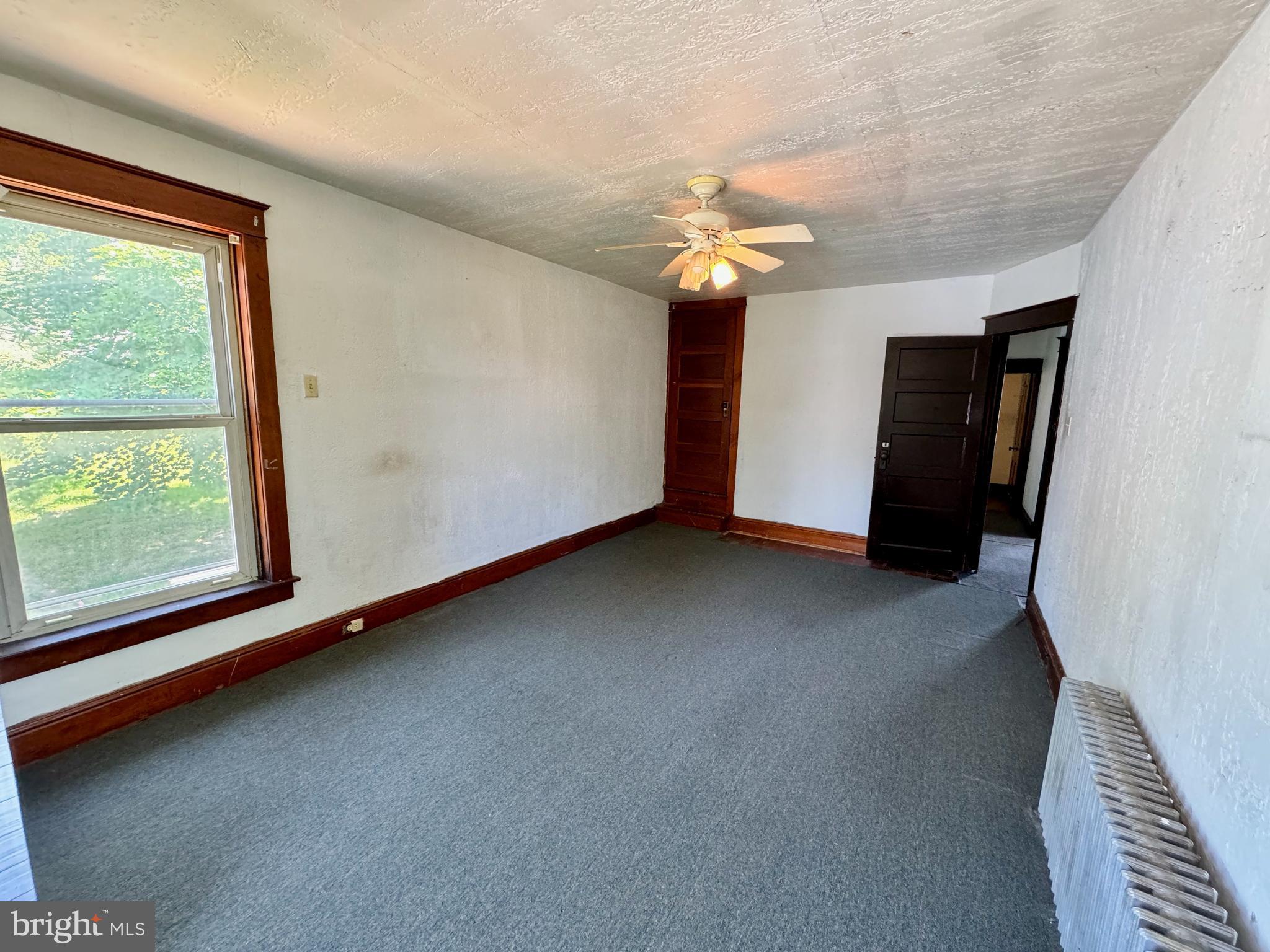 LOGANVILLE - Commercial Sale